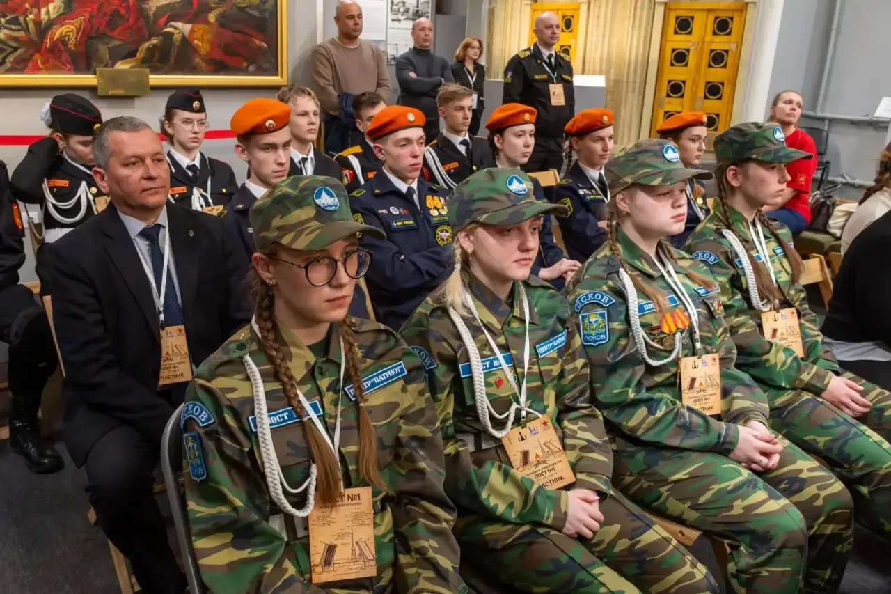 Пост №1 🕯️  С 26 по 28 марта кадеты нашей школы приняли участие во всероссийском семинаре‑практикуме