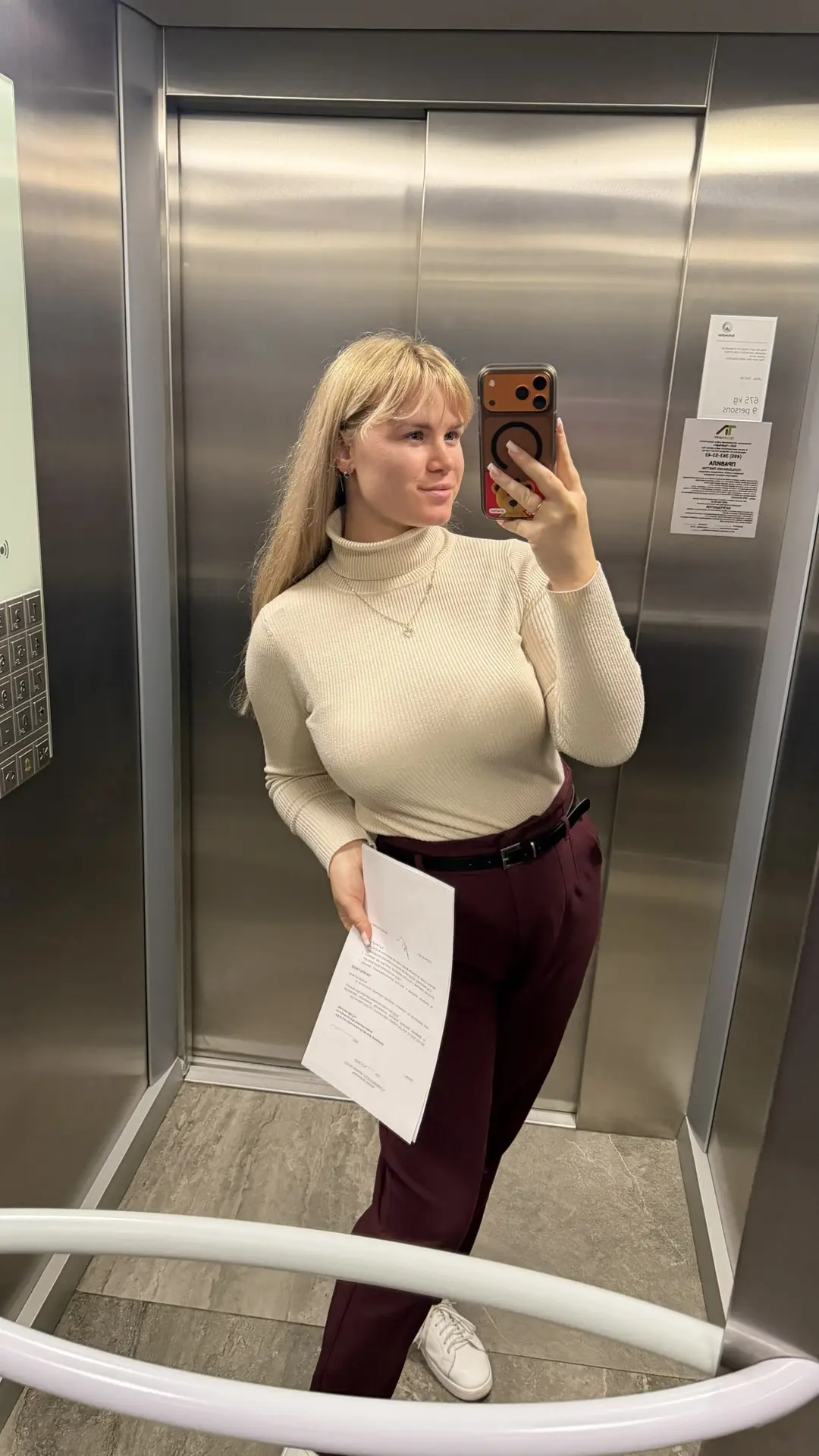📑👩‍💻