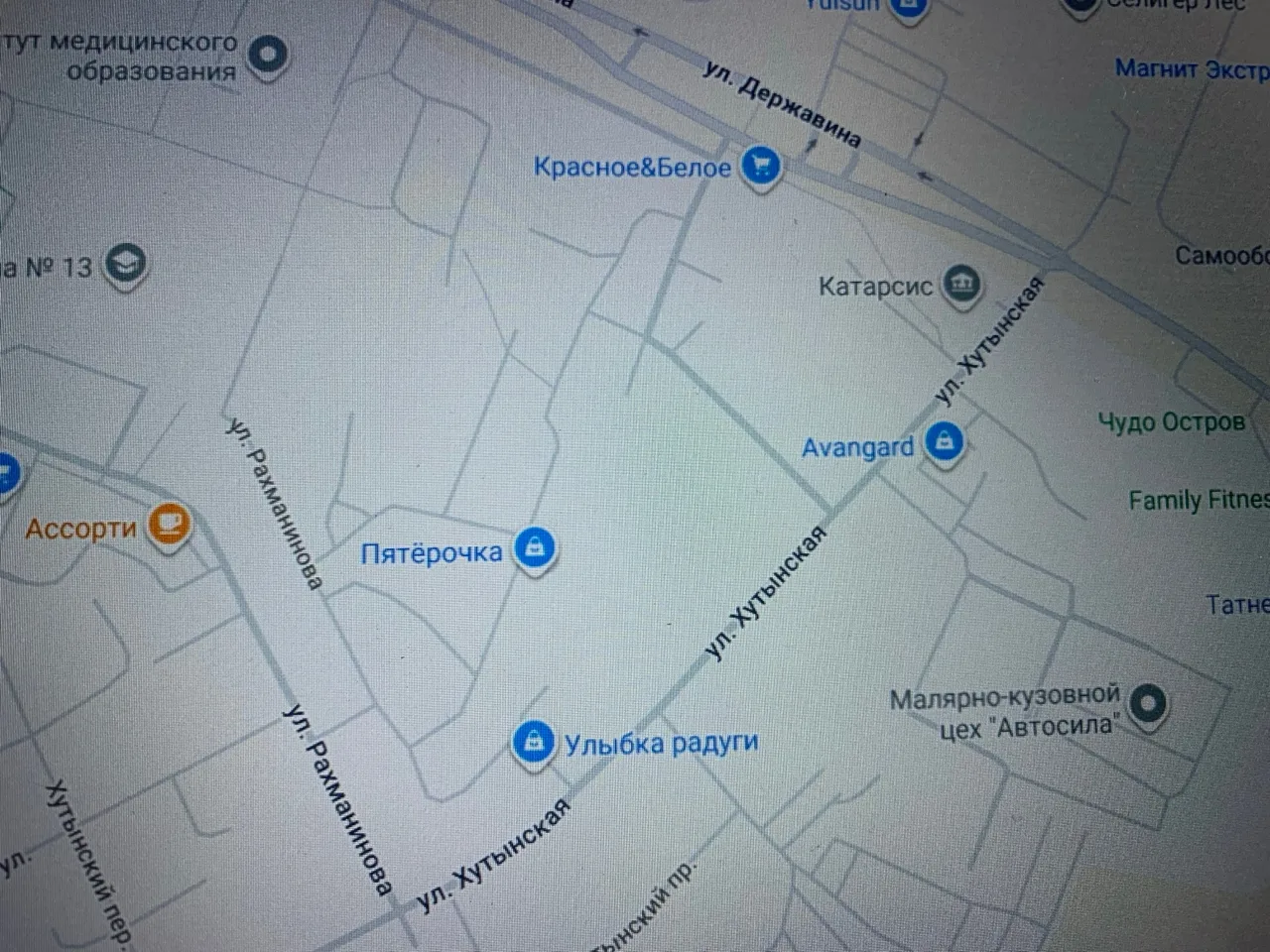 На Хутынской улице в Великом Новгороде наконец появятся тротуары