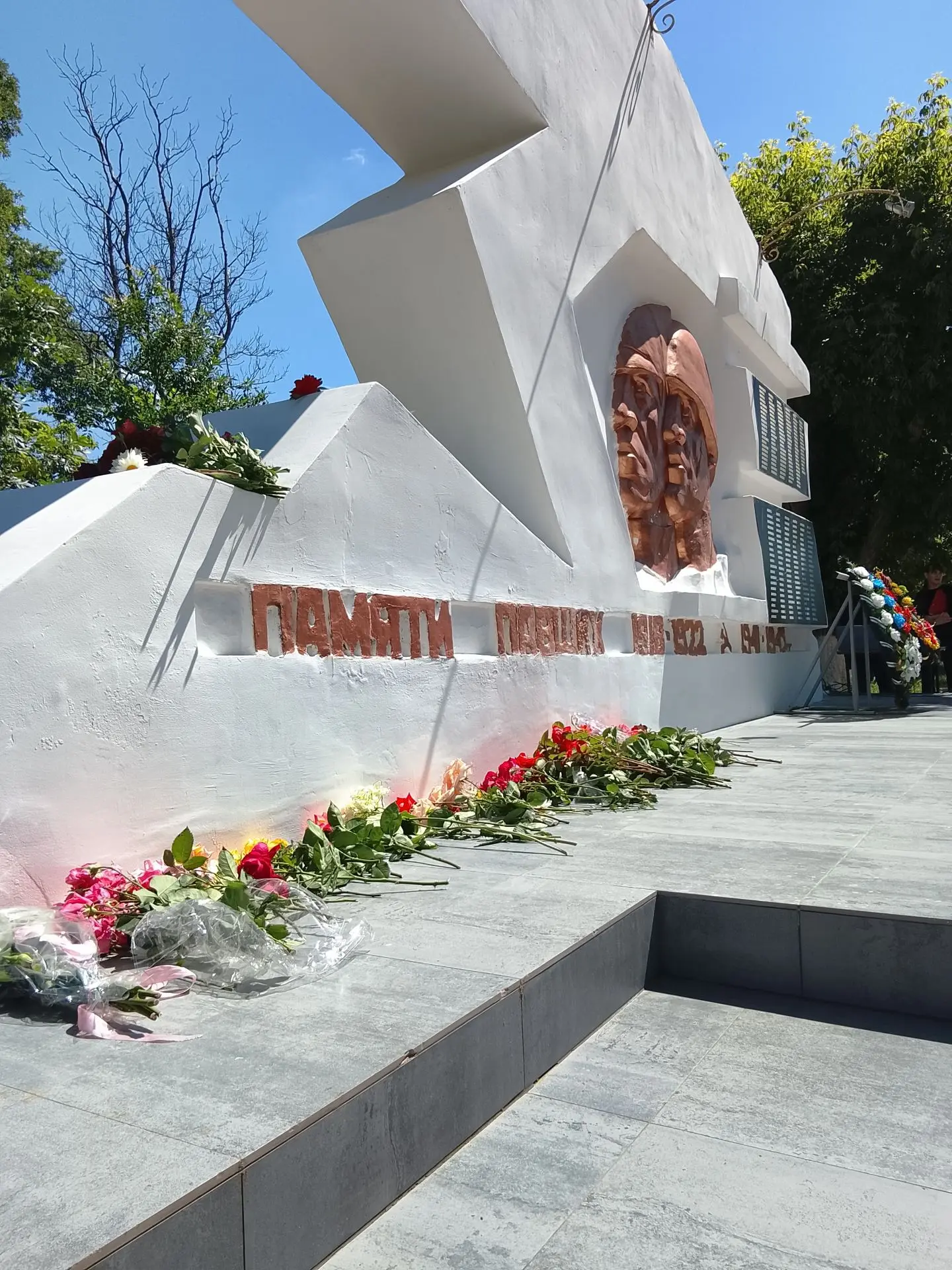 85 лет назад нам объявили войну...

Сегодня, в День памяти и скорби, в селе Маламино у памятника пав