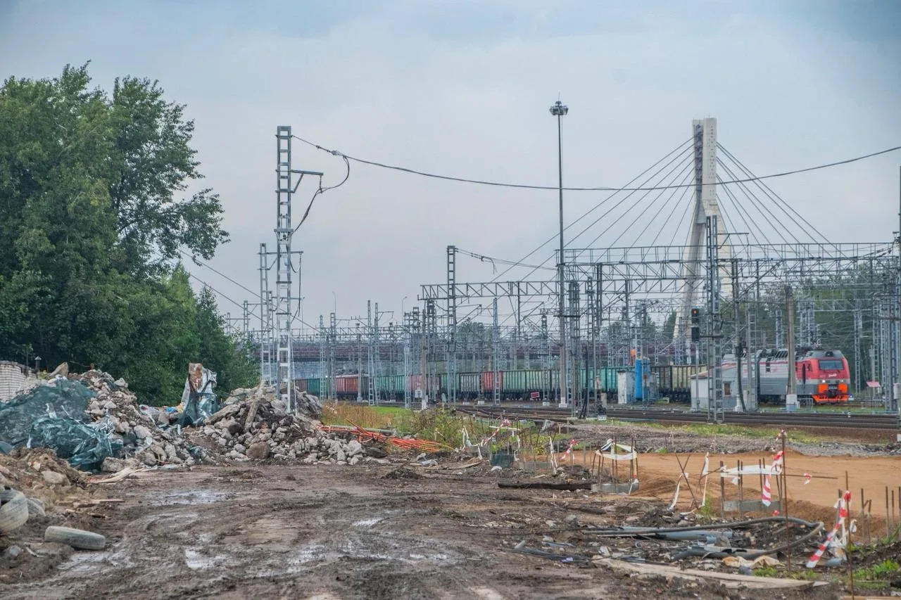 🚧 На проспекте 9 Января снесли гаражи ради будущей ВСМ