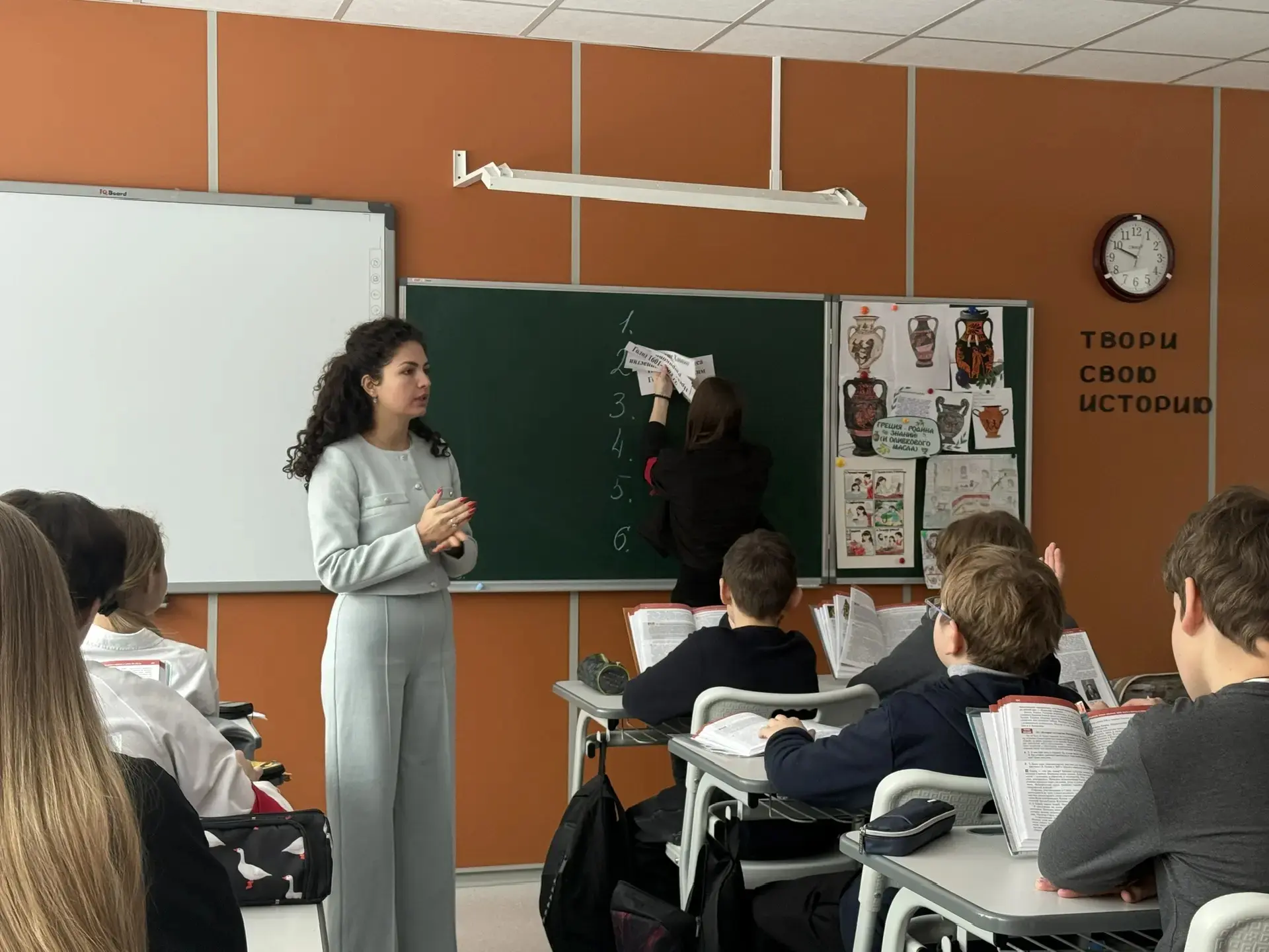 9 и 10 февраля 2026 года прошли открытые уроки по русскому языку, математике, истории, обществознани