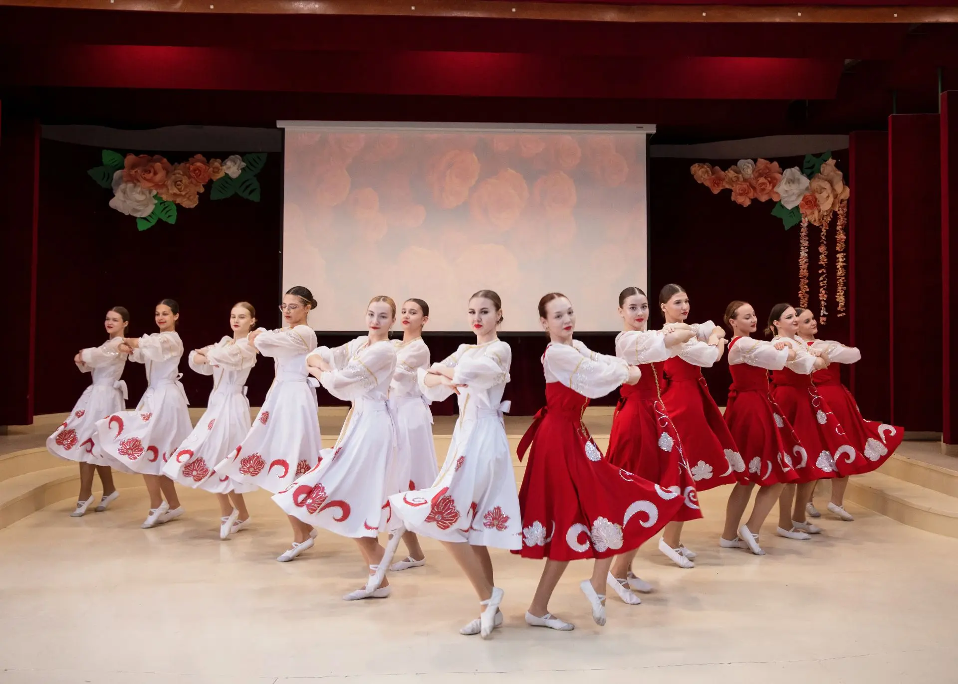🎓 18 апреля в Ейском полипрофильном колледже прошел Единый день открытых дверей, собравший около 350