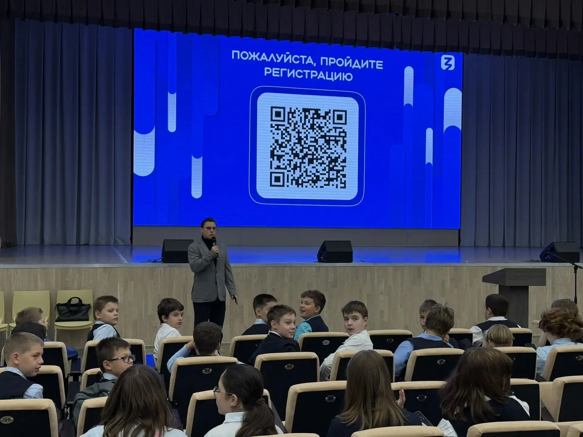 Вчера у нас в гостях был Дмитрий Вадимович Завирюхин — преподаватель кафедры политологи...