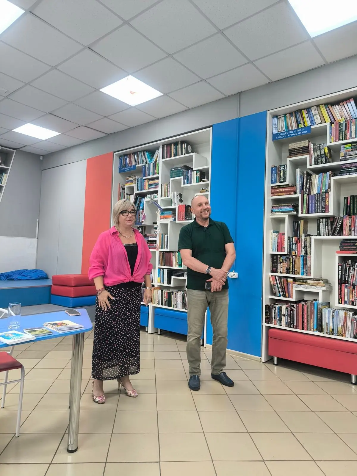 «Живая библиотека» пополнилась новой книгой. Её название — «Позывной "Кобзарь"»

Когда мы говорим «ж