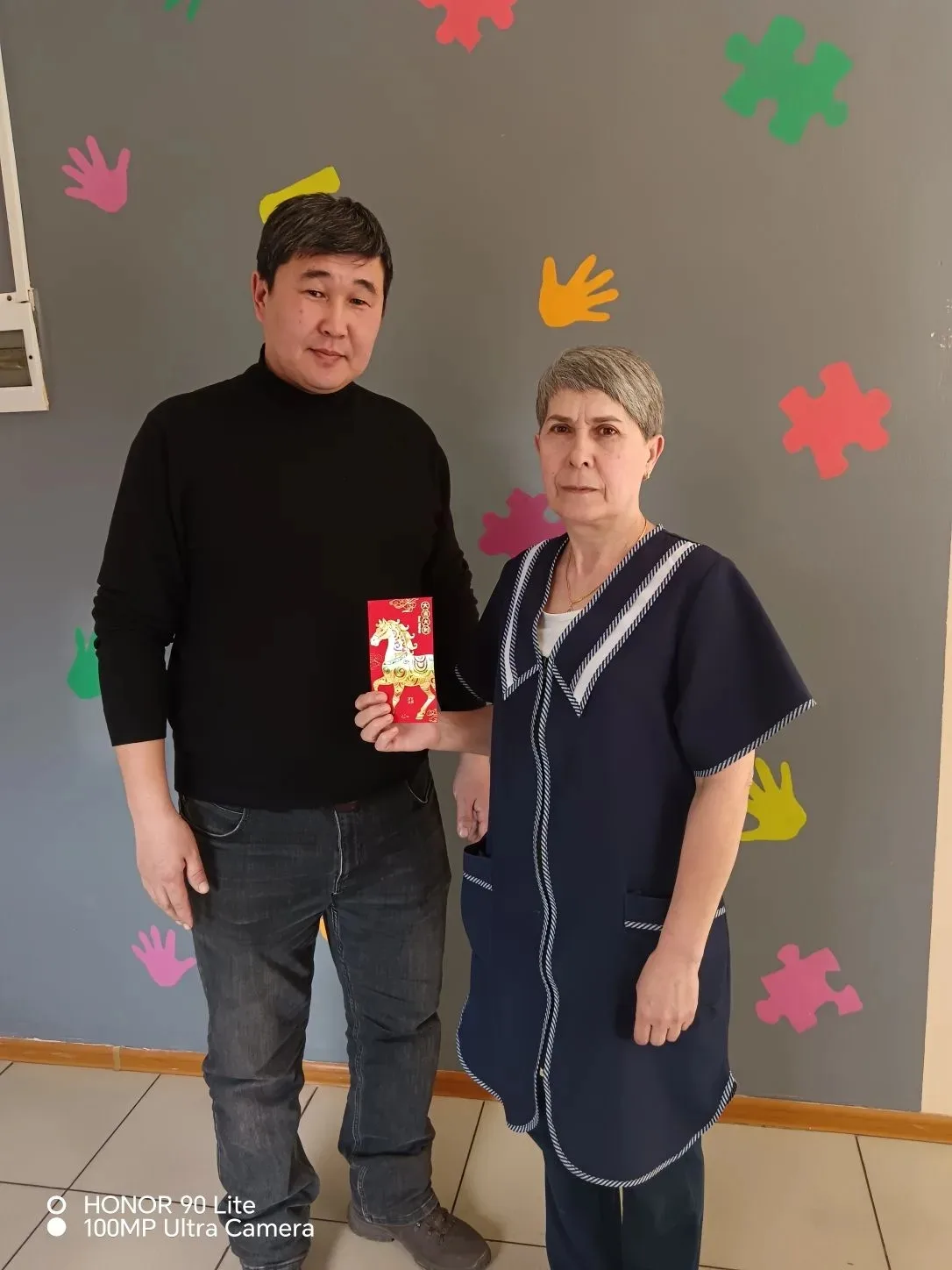 Наш партнёр — ООО «Сагайта» — учредил премию для лучшего сотрудника. И в этот раз её за...