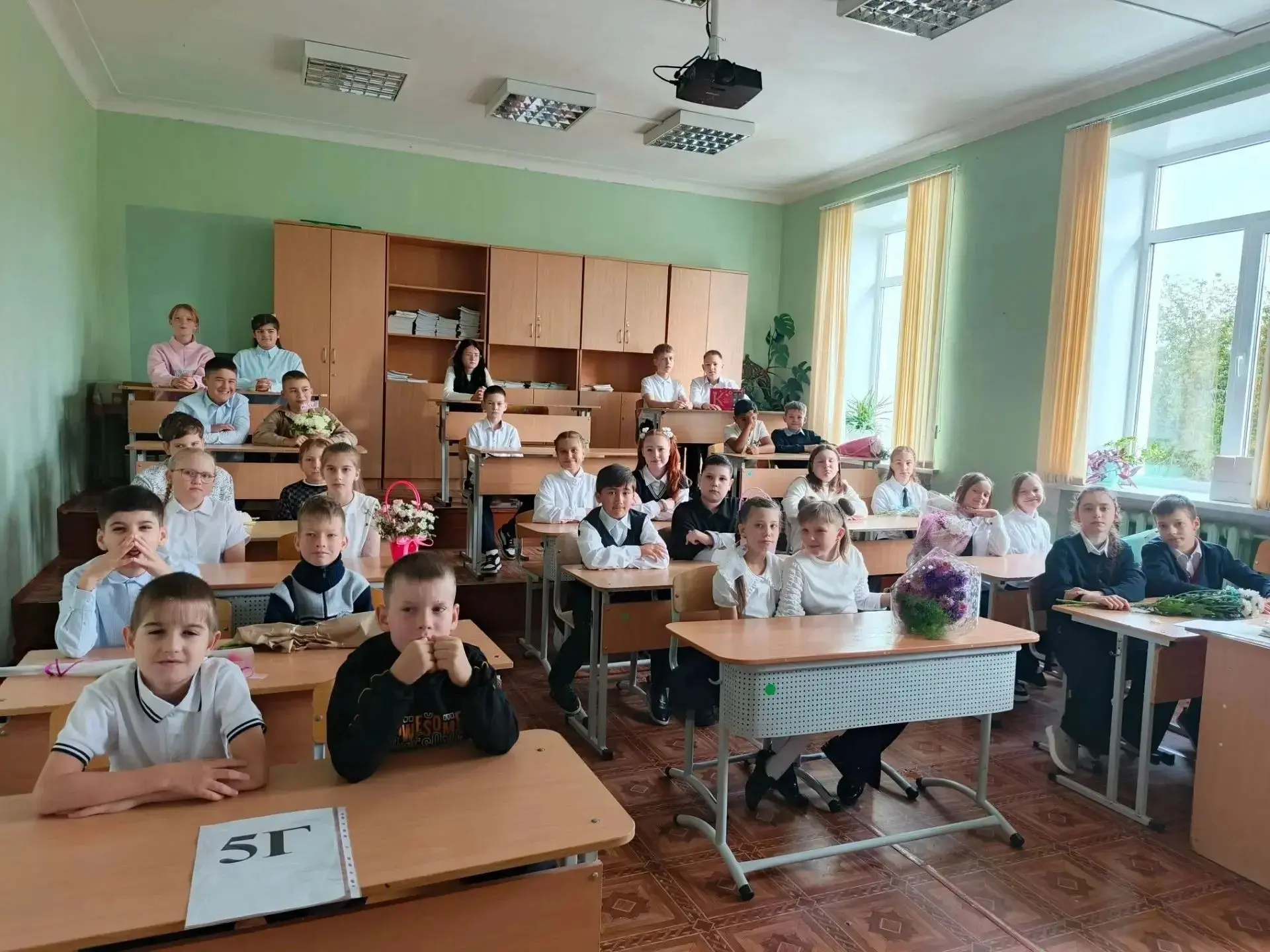 📍Знать, чтобы жить: День безопасности в школах Среднеуральска!