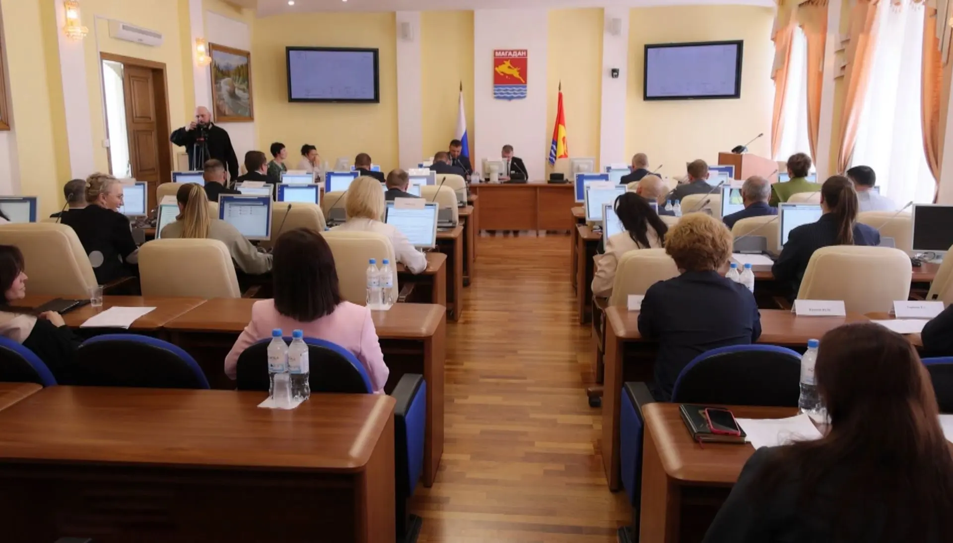 Депутаты присвоили звание Почетного гражданина Магадана Елене Гоголевой