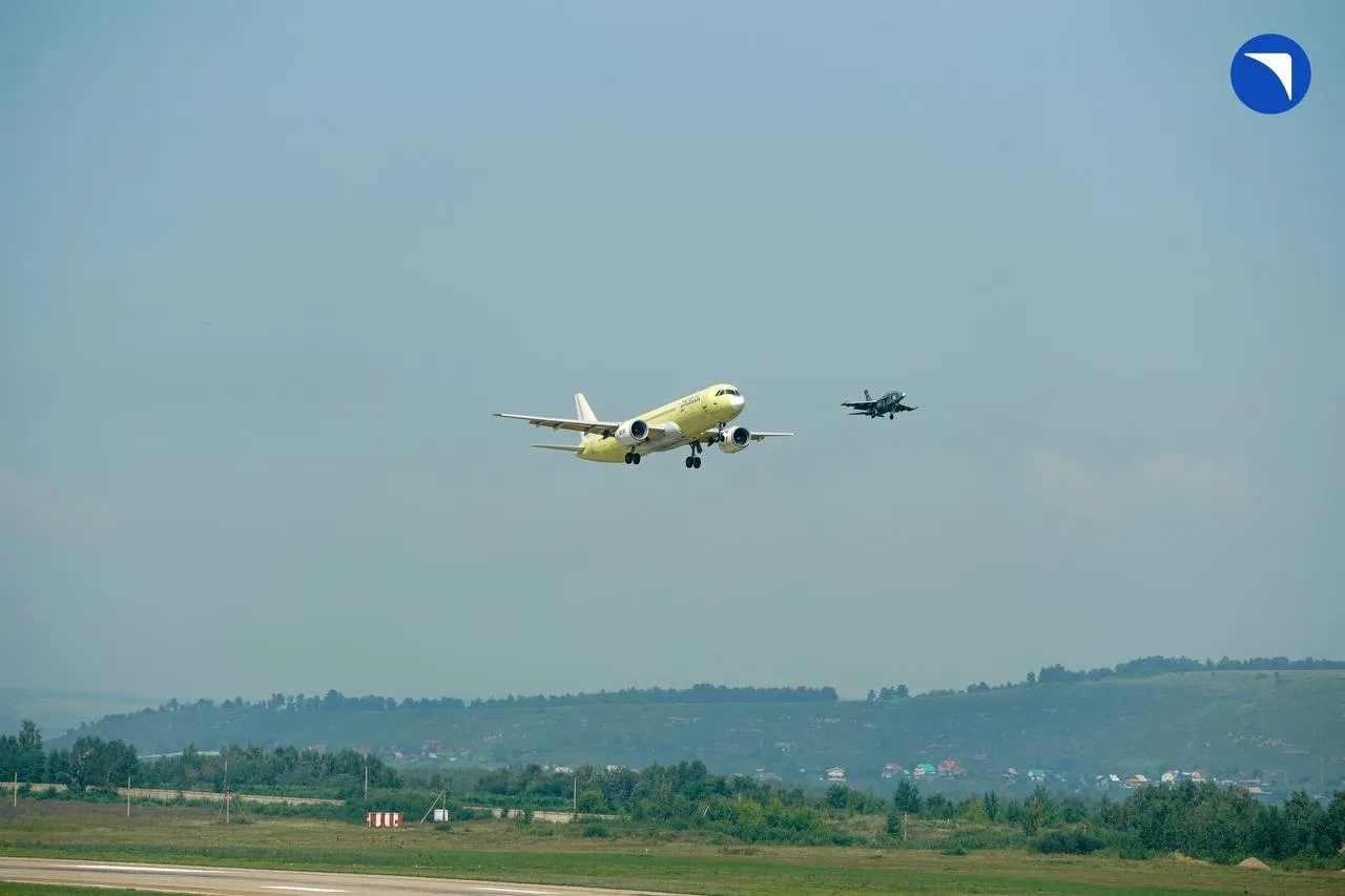 ✈️🇷🇺 СВОИ КРЫЛЬЯ: новый МС-21 впервые поднялся в небо