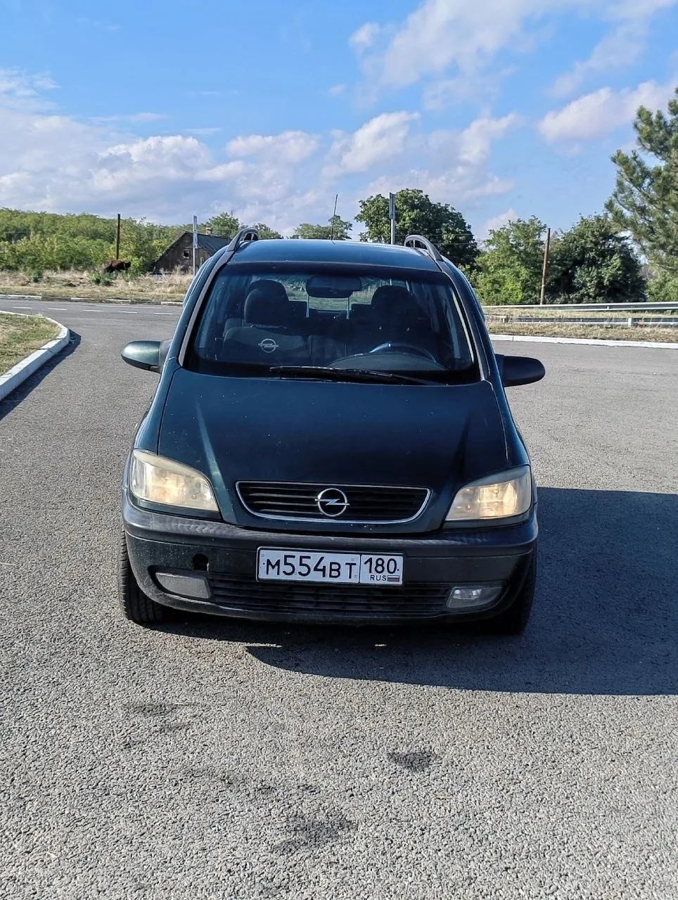 Продам 7 местный авто OPEL Зафира 2000г. 1,6,в нормальном для своих лет состоянии, ходо...