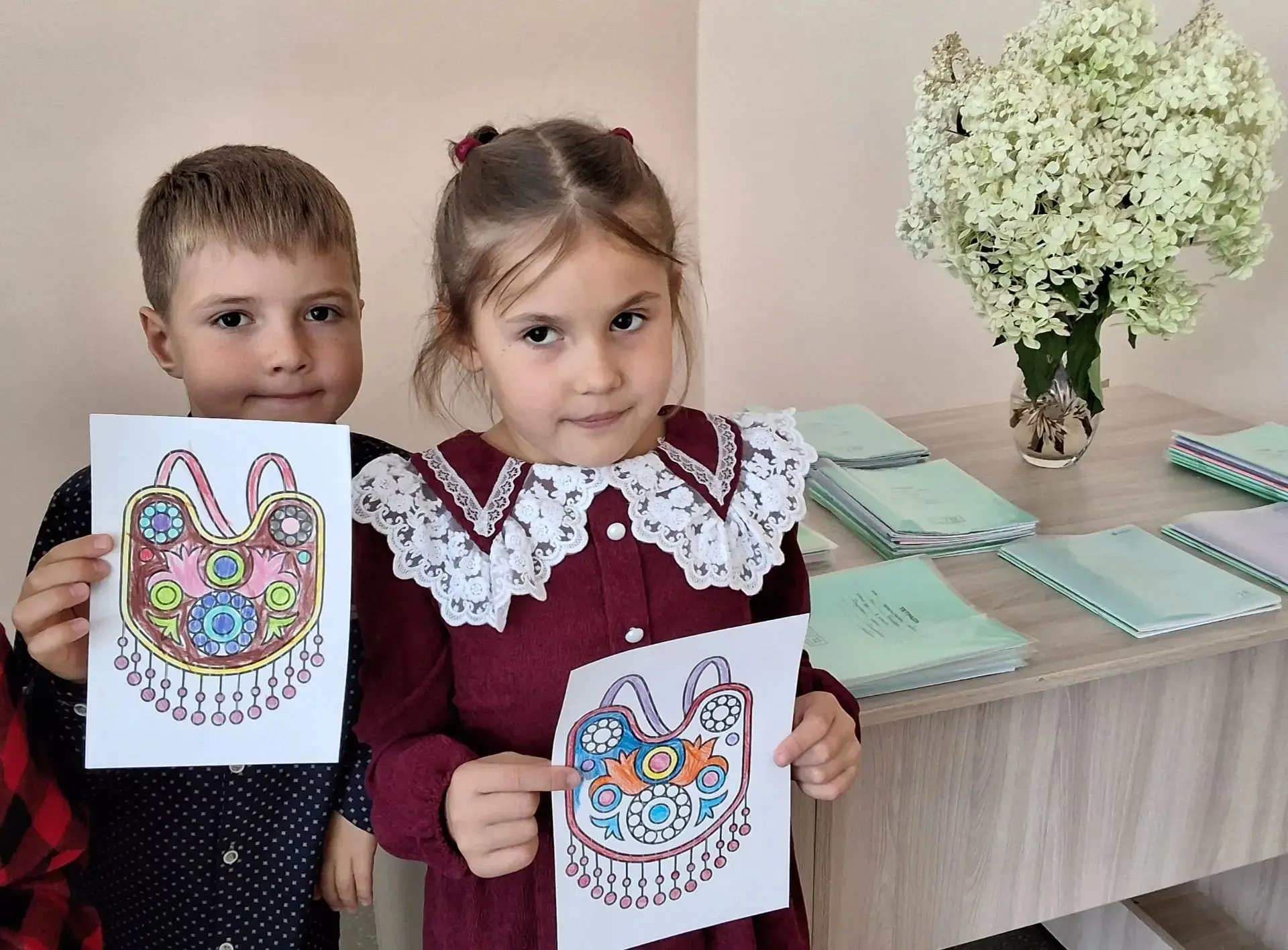Сегодня мы с вами отмечаем важный и тёплый праздник — День хакасского языка!