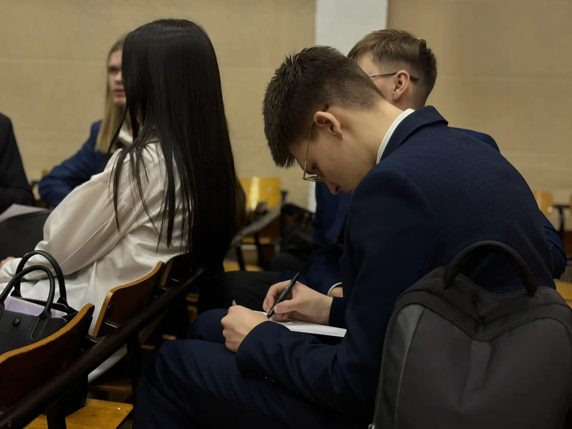 🧠💬 «ЧЕТЫРЕ СФЕРЫ ЖИЗНИ»: ВАЖНЫЙ РАЗГОВОР 💬🧠  7 апреля - День здоровья!   В нашей гимназии прошла дис