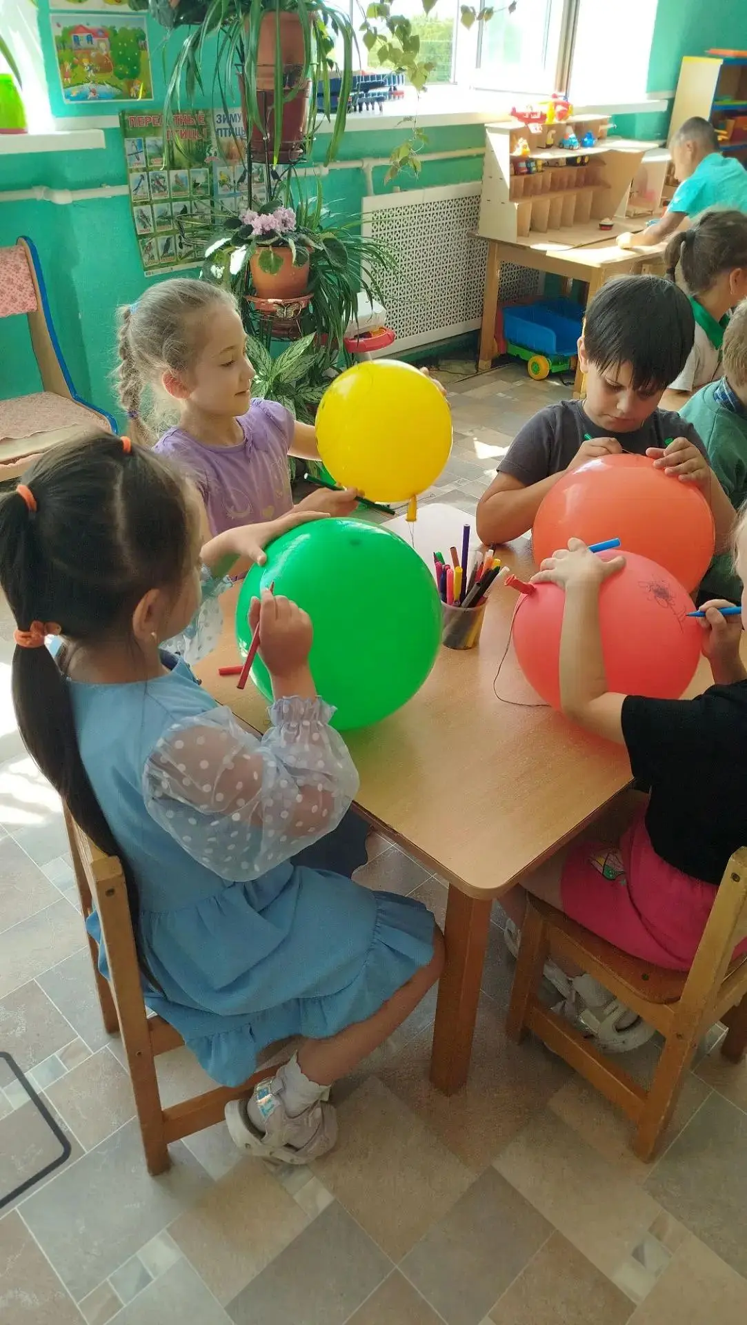 Праздник лета и ярких красок в подготовительной группе № 3! 🌞
