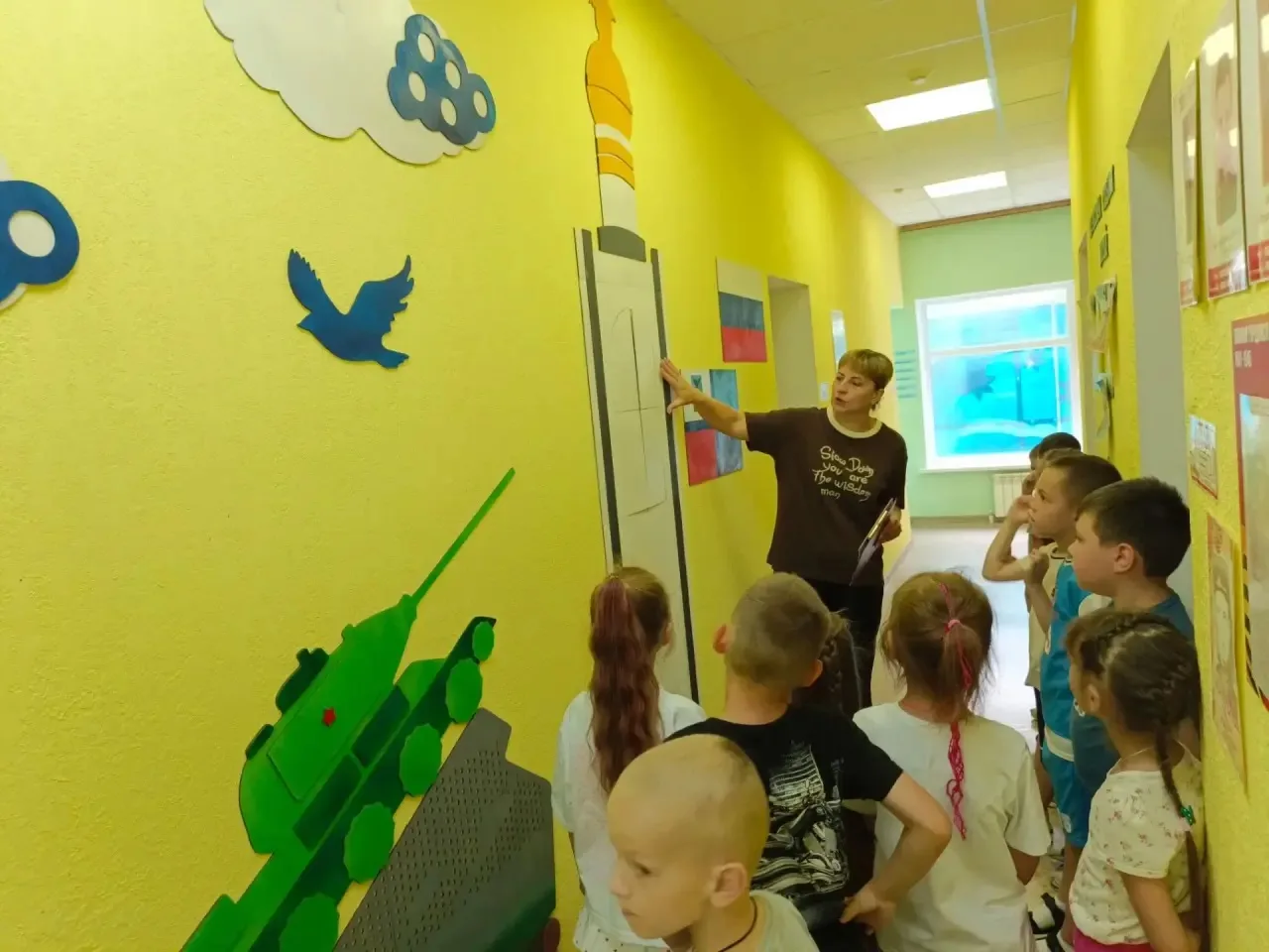 Подвиг на Прохоровском поле: помним и гордимся!🎗️

✳️В преддверии памятной даты в нашем детском сад