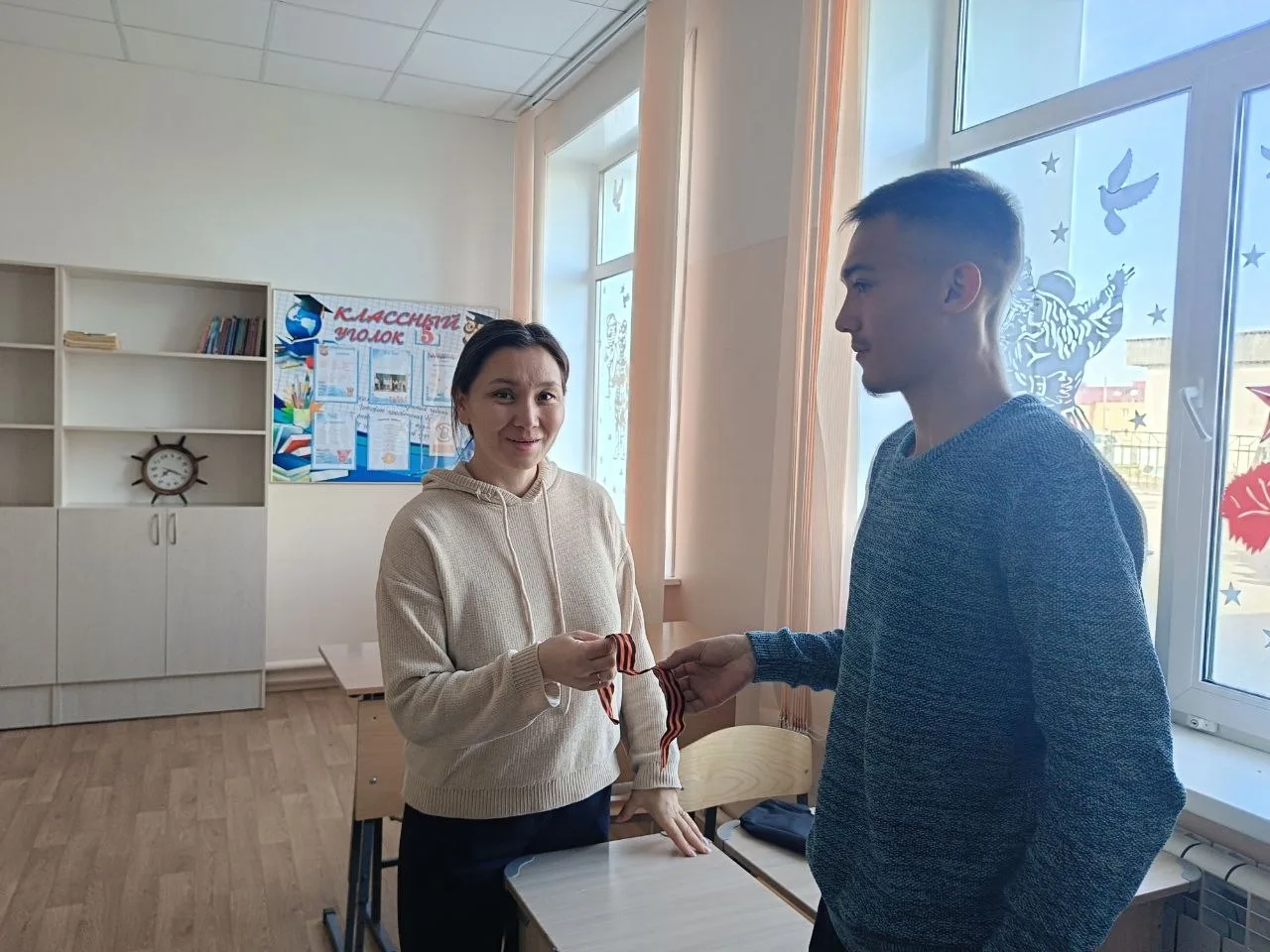 В нашей школе прошла акция «Георгиевская лента».