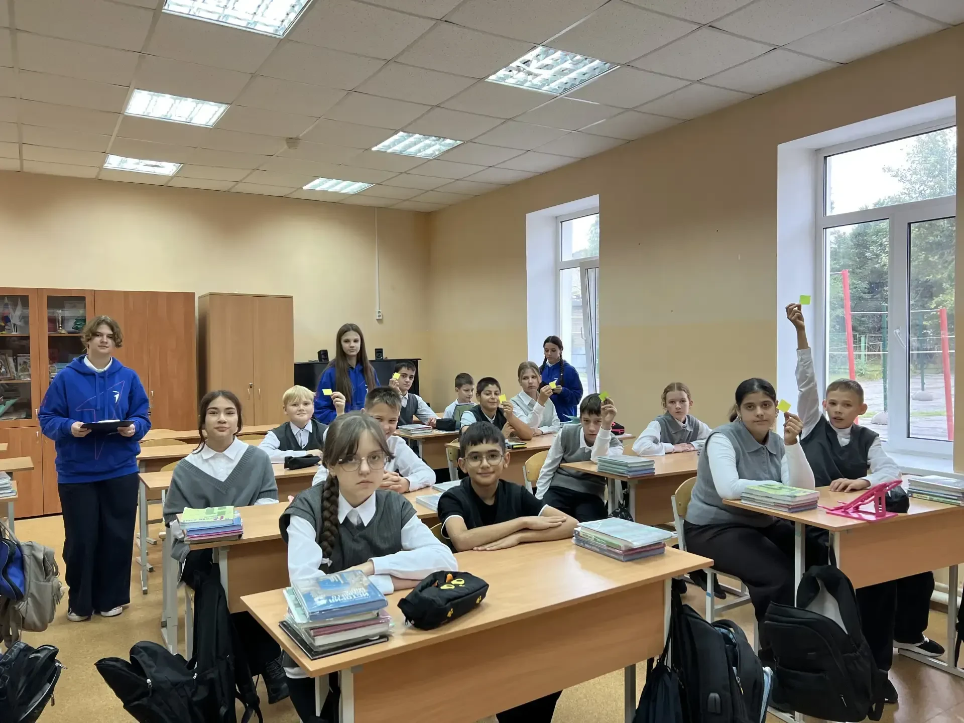 📚В ГБОУ ООШ № 34 г. Сызрани прошла акция «Книжный патруль: хранители страниц»