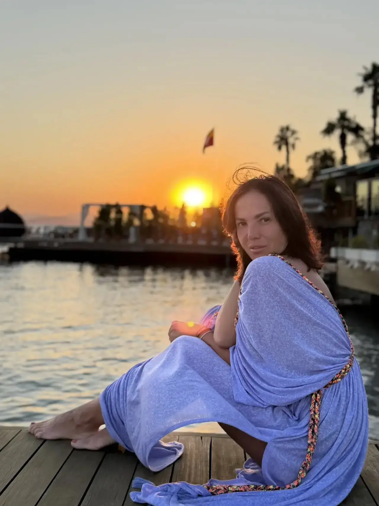 Вчера мы проводили наш последний закат этого отпуска 🌅😍

Каждый раз перед возвращением домой у мен