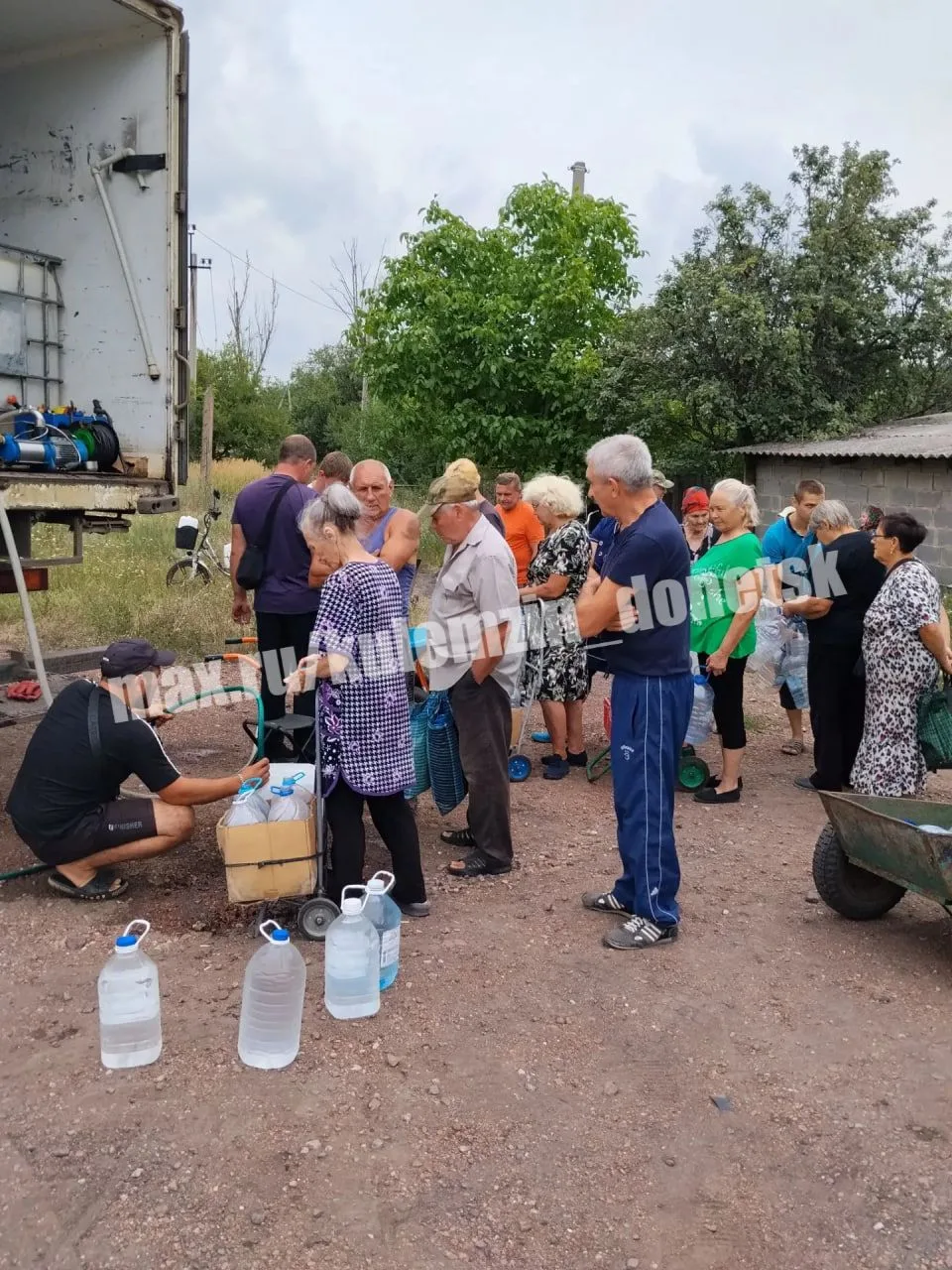 ⚡️Донецкие производители воды не остаются в стороне и продолжают поддерживать жителей в...