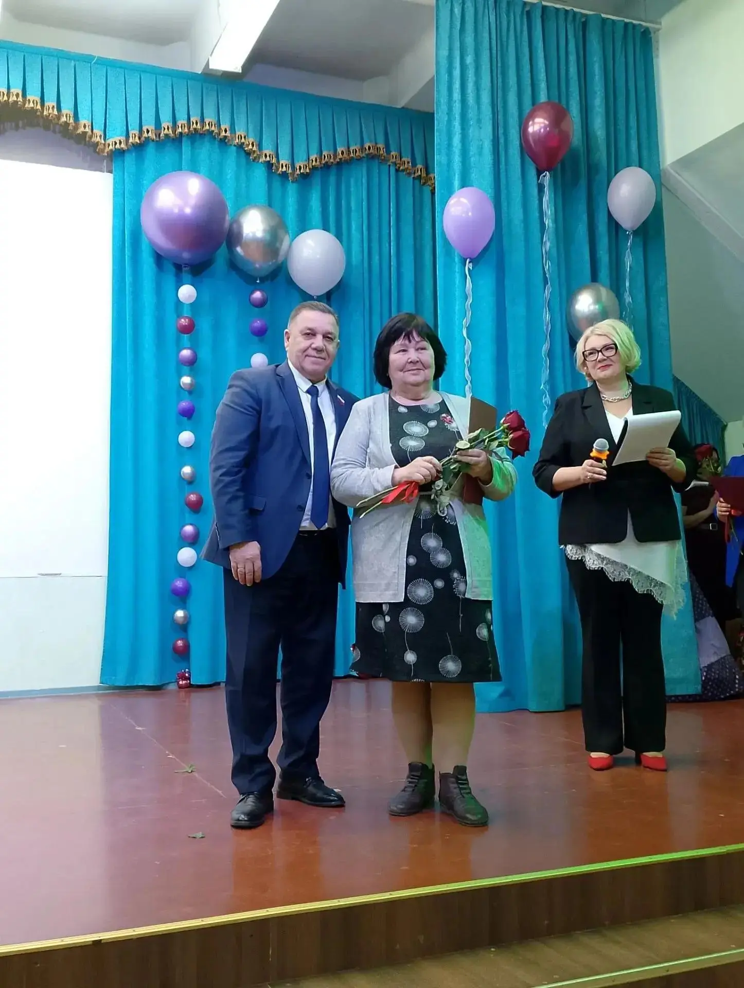 Школа № 36 в Петропавловске отметила 45-летие