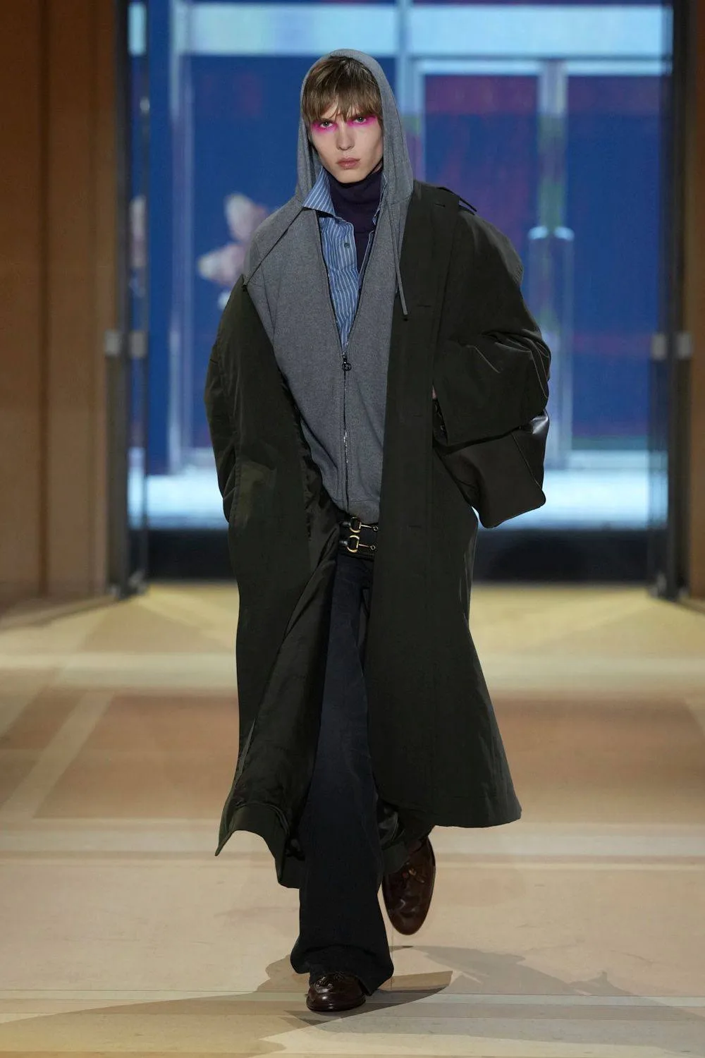 Свежий Gucci SS 2027 – разбираемся, что придумал Демна.