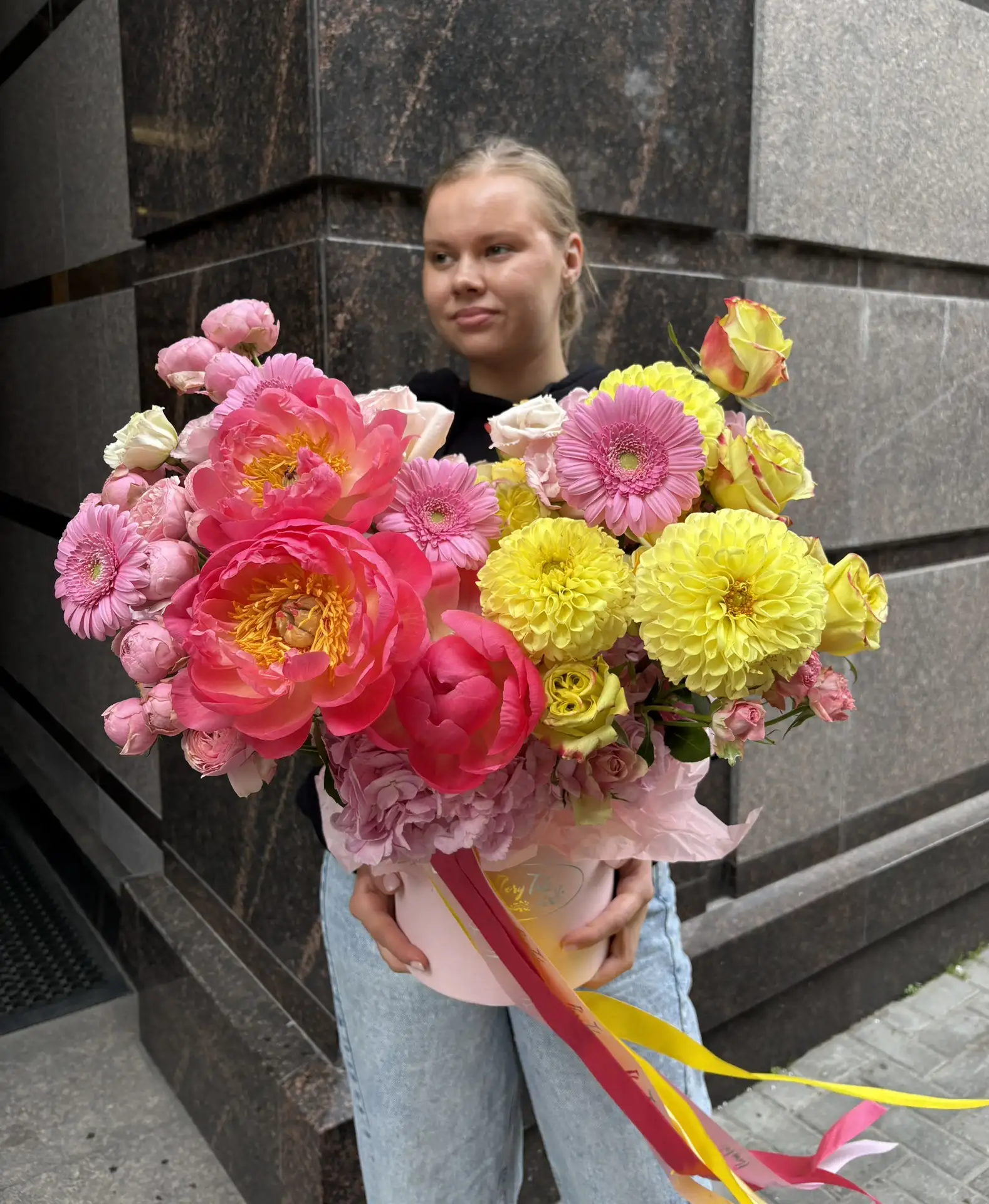 💰15900₽
 
🙋🏻‍♀️Для оформления заказа выберите удобный способ ниже, нажав на него.

Max | Telegram