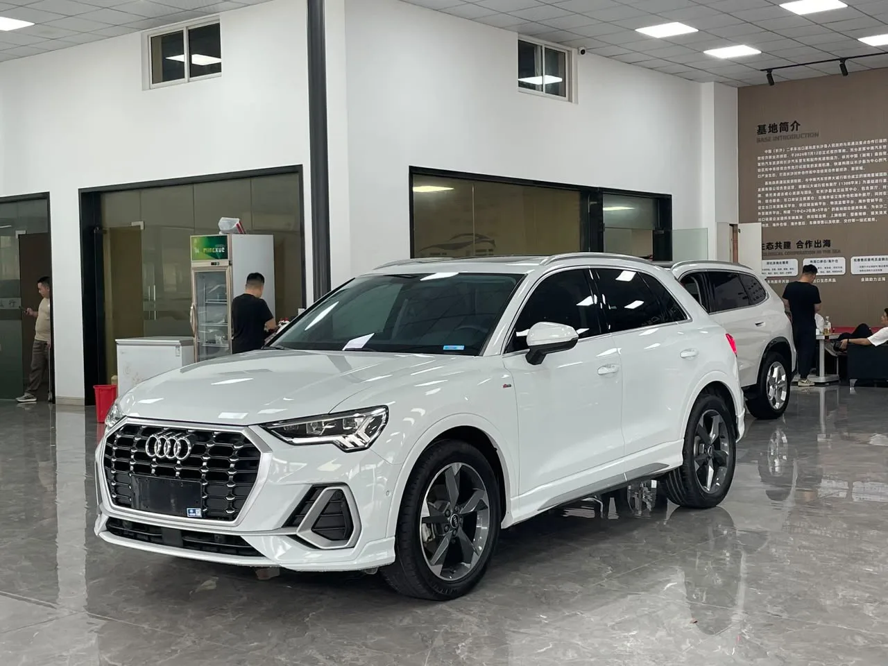 БЕЗ ДТП❗️

✅AUDI Q3 2022🚘🚘🚘 
✅ПРОБЕГ 42000км❗️
✅1.4-(149лс)БЕНЗИН.ПЕРЕДНИЙ  ПРИВОД.ХОРОШАЯ КОМПЛЕ