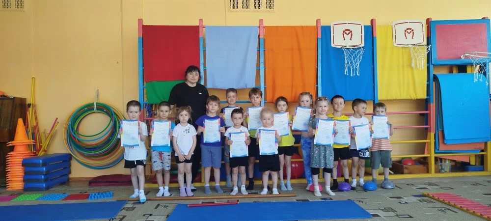 Весь учебный год дети детского сада посещали кружок "Здоровейка", где они окрепли, набрались сил и о