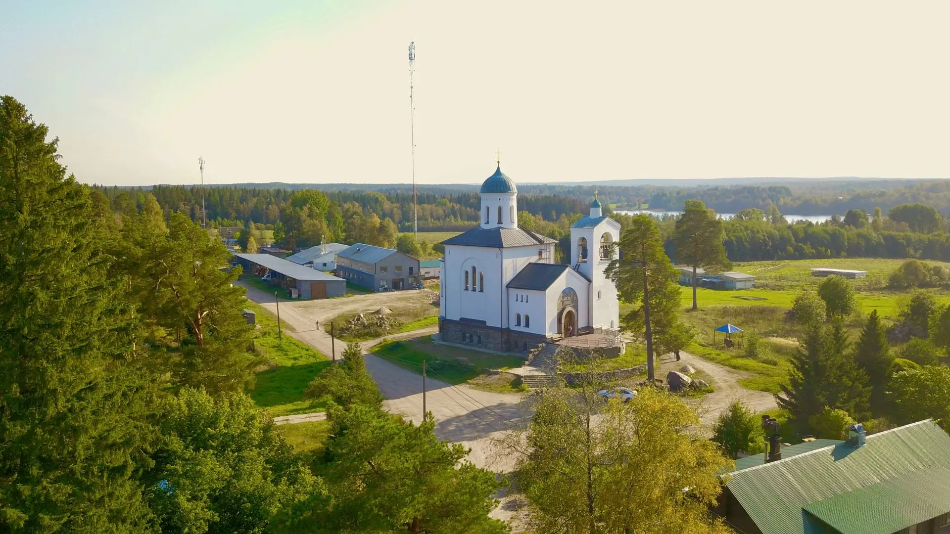 ПРИГЛАШАЕМ НА БОГОСЛУЖЕНИЯ