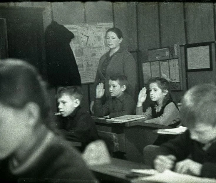 6 июня 1956 года было опубликовано постановление Совета Министров СССР «Об отмене платы...