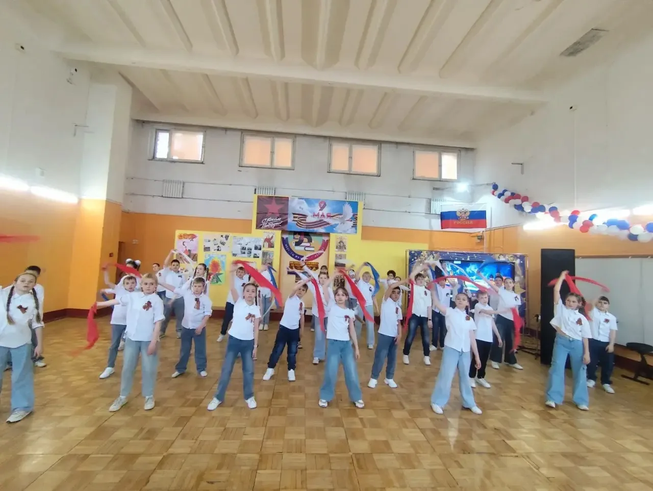 🇷🇺 Слава героям! Спасибо за Победу!  В преддверии священного праздника — Дня Победы в Великой Отечес