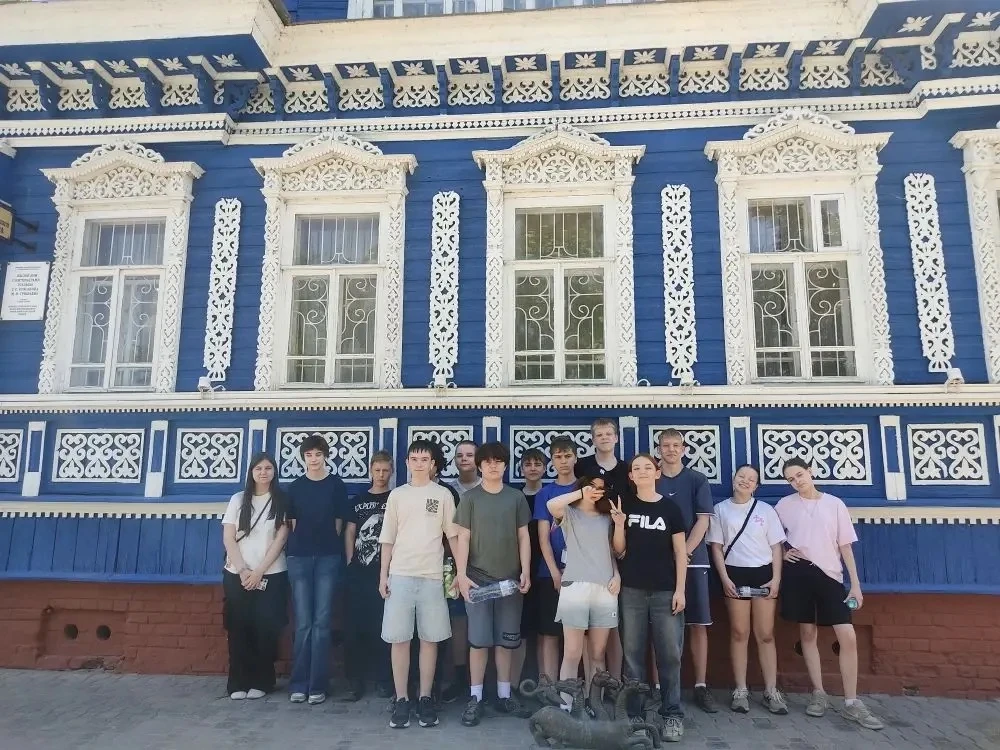 Светлый, уютный,тихий городок на Волге гостеприимно открывал нам сегодня свои двери. Го...