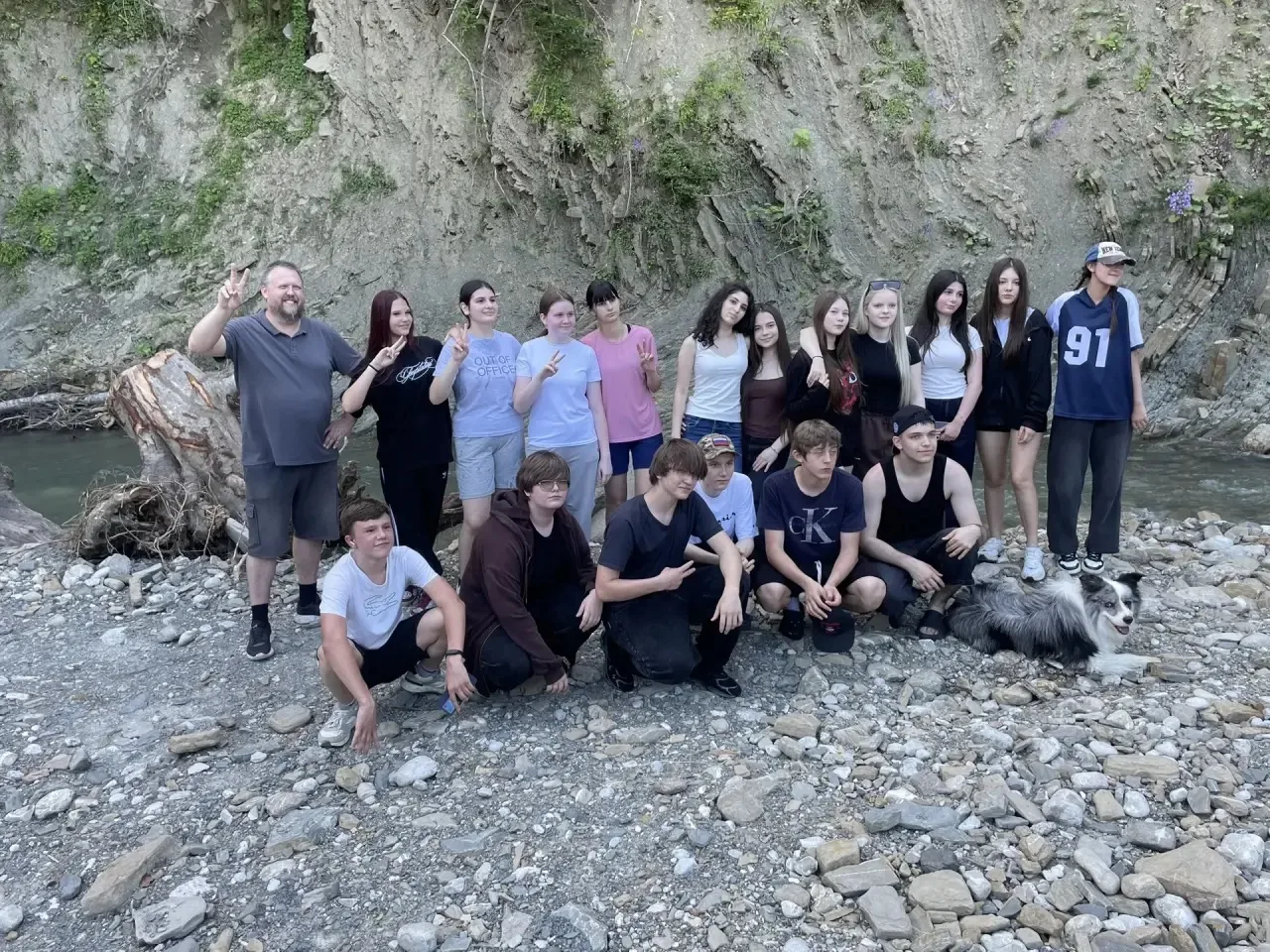 🏞️Путешествие в мир природы и традиций. 

На минувшей неделе ребята из 8 «Г» класса отправились в у
