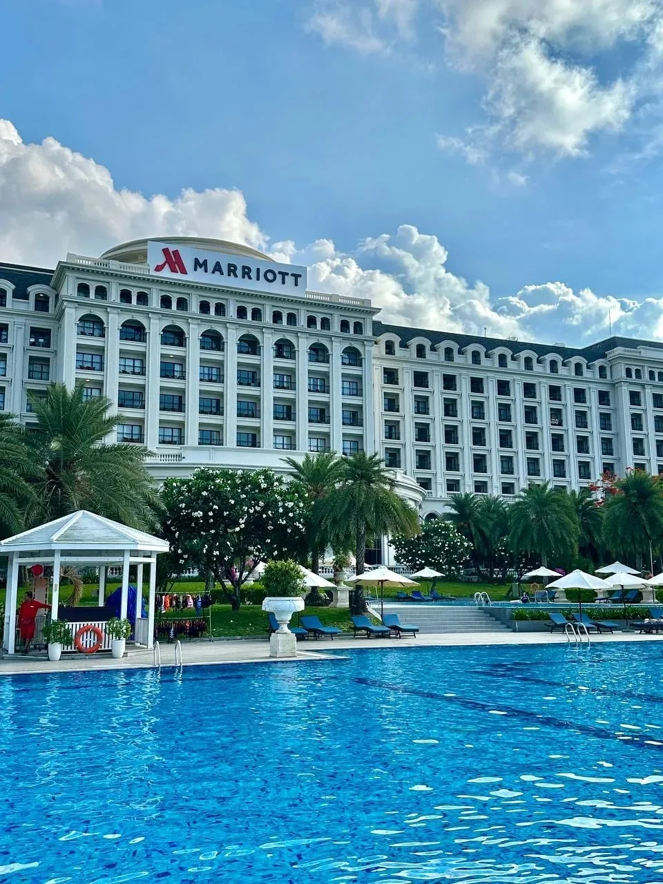 Nha Trang Marriott Resort & Spa, Hon Tre Island 5*

📍 о. Хон Че
🔹 Состоит из основного корпуса ном