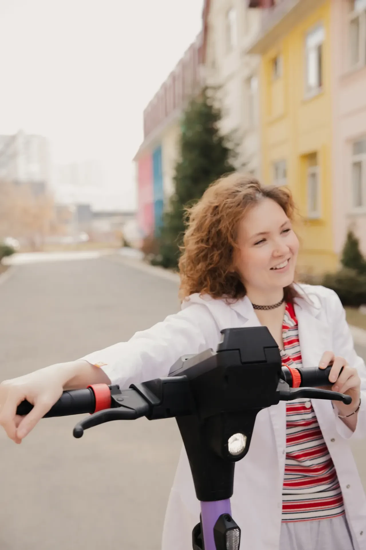 🛴 Доктор едет к вам!   Ежедневно наши врачи проходят пешком порядка 10 км, чтобы помочь каждому паци