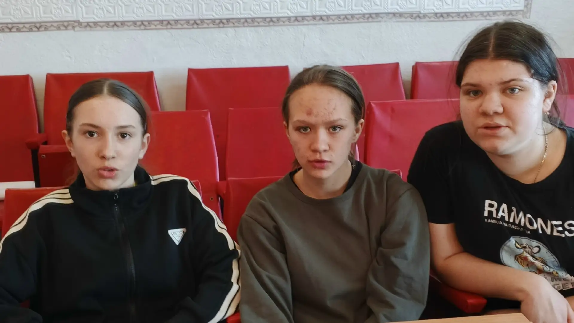 стол «Умей сказать НЕТ» п. Сенной