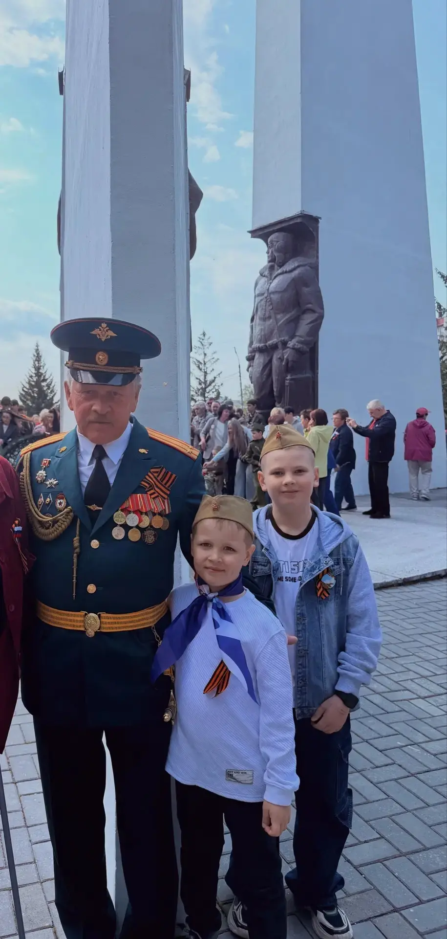 ⭐День Победы - праздник, который о́бъединяет молодое и старшие поколение. Мы чтим памят...