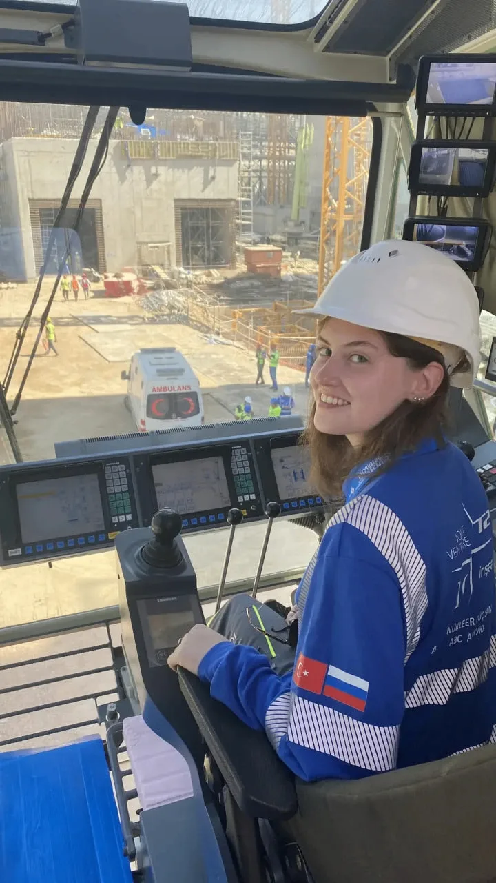 🏛️👷📍Студенты НГАСУ (Сибстрин) помогают строить АЭС за рубежом

#нгасу #сибстрин #ис #институт_стр
