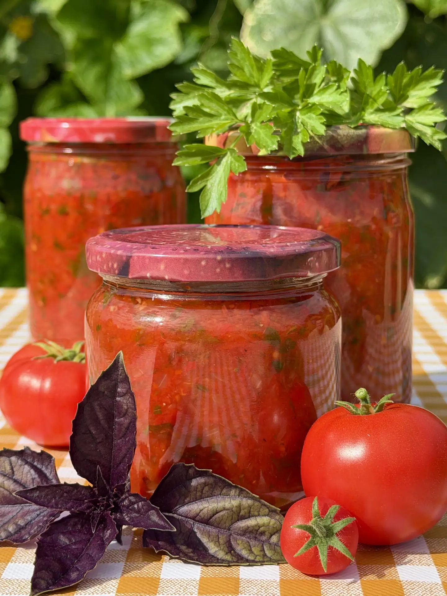Универсальный соус на зиму - к мясу, макаронам и гарнирам. Домашний соус из помидоров и...