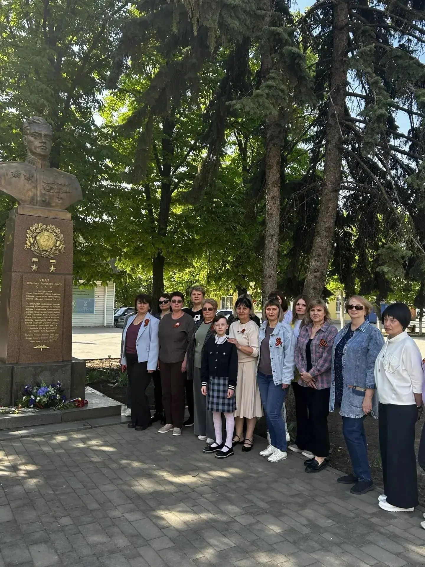 Сегодня, в преддверии 81 годовщины Победы в Великой Отечественной войне сотрудники упра...