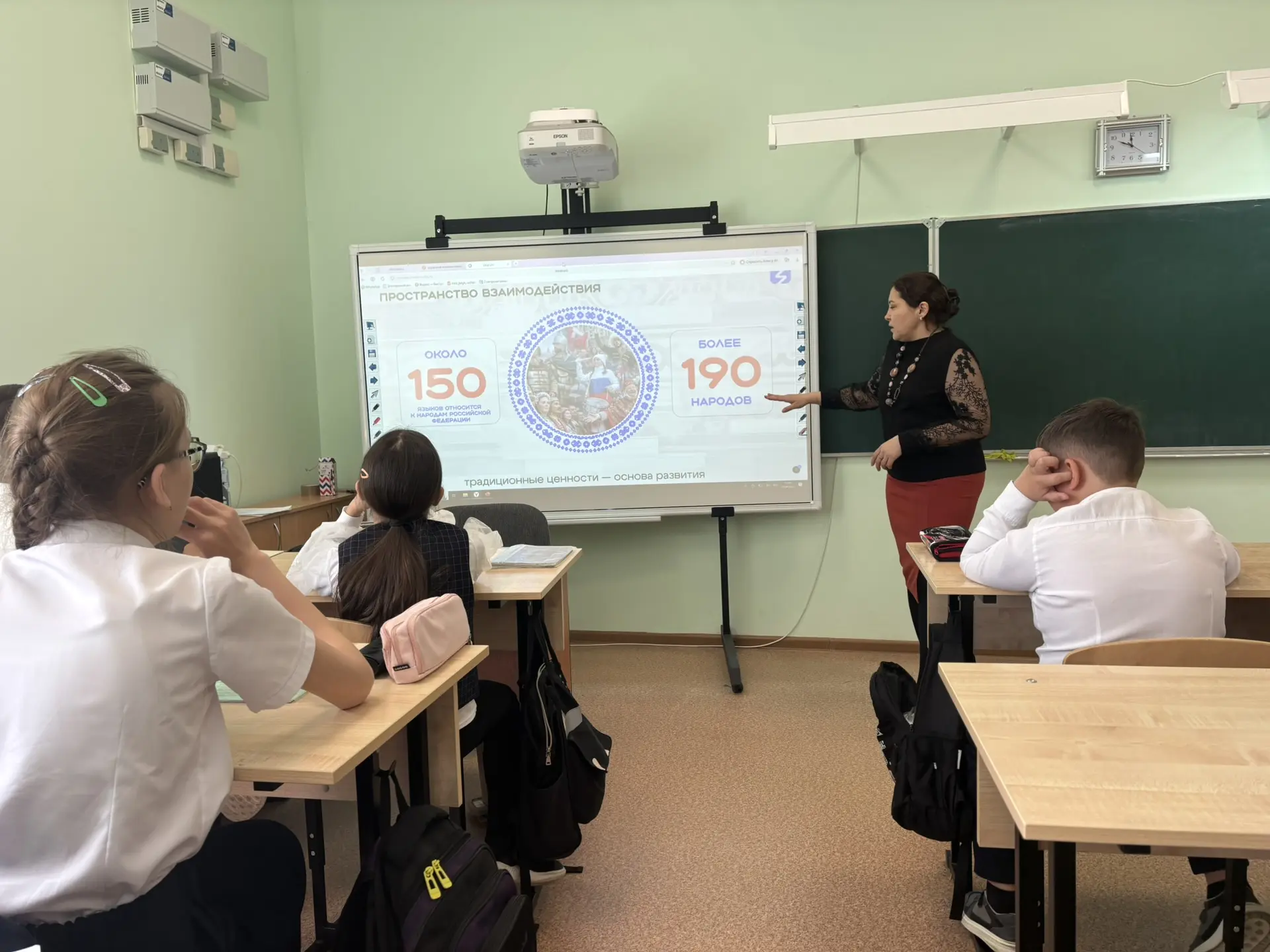 🎉 Сегодня, 30 апреля, — особенный день!🌟  Впервые в истории мы отмечаем День коренных малочисленных 