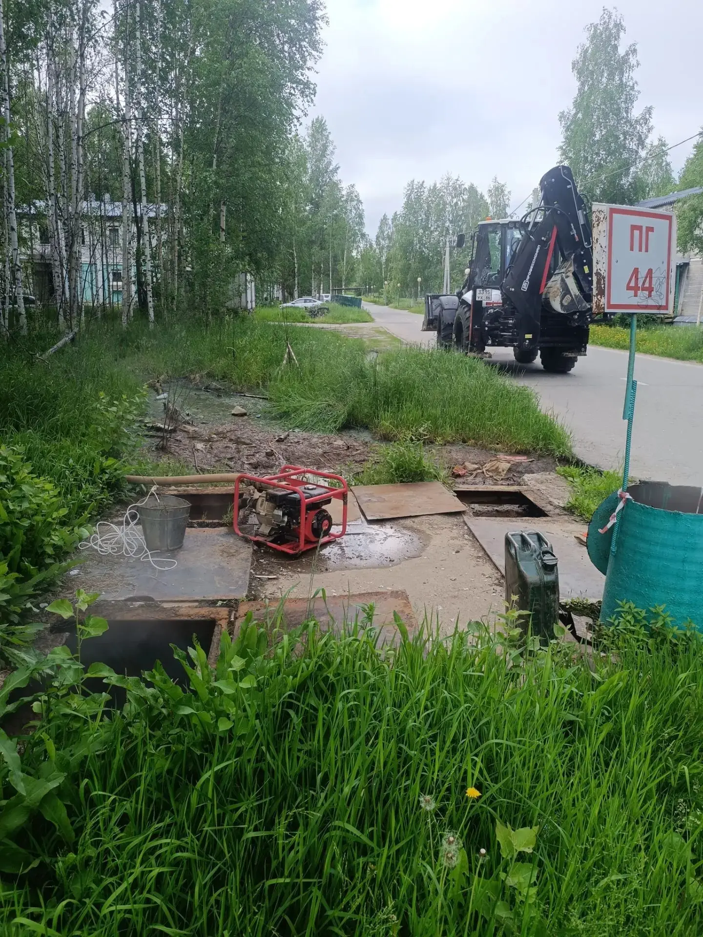 Устранение порыва на сетях ГВС в гп Талинка

Вчера, 13 июня, специалисты нашего предприятия оператив