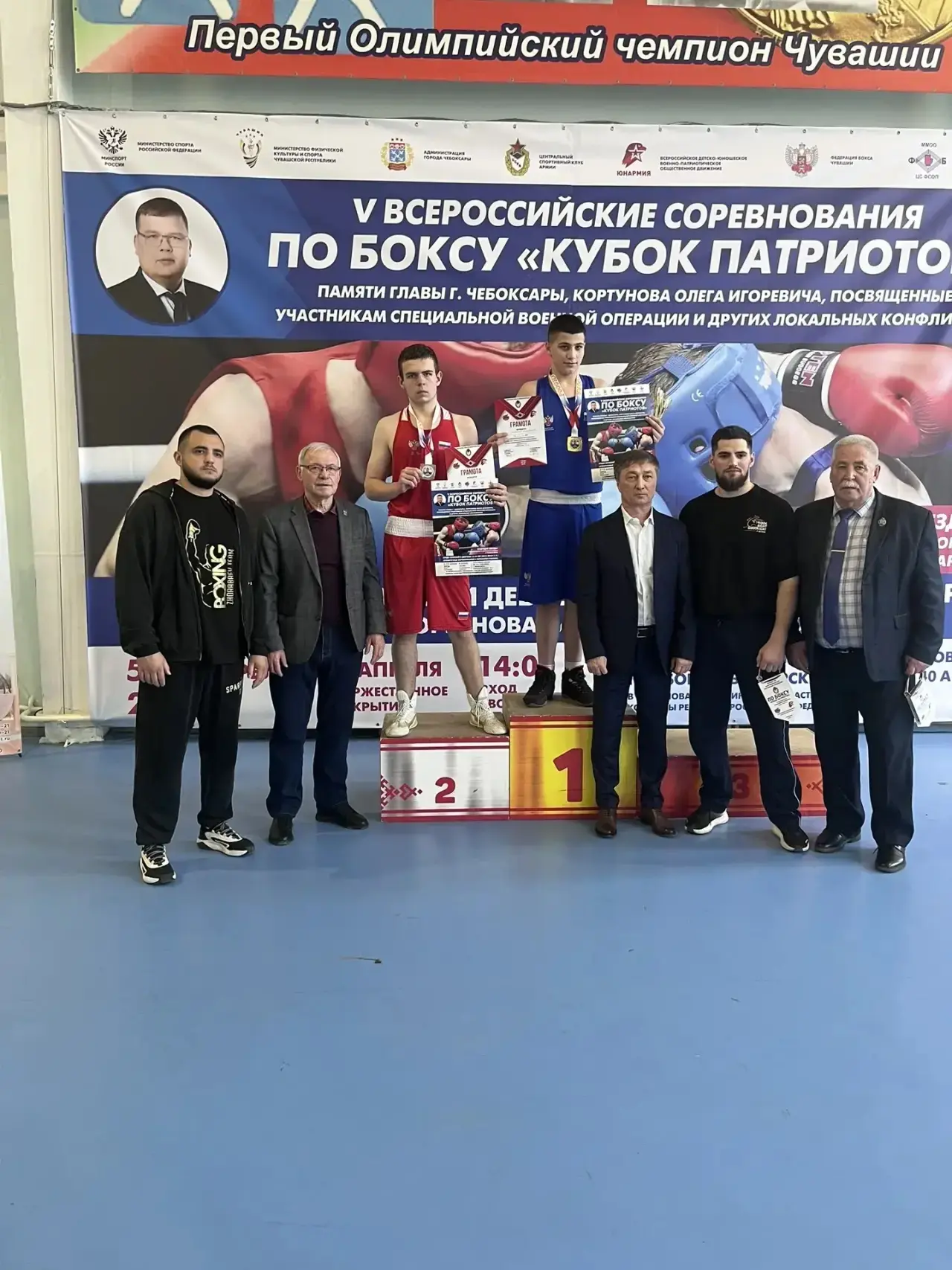 Поздравляем ученика 8 класса Вавилова Кирилла с блестящим выступлением на Всероссийском турнире по б