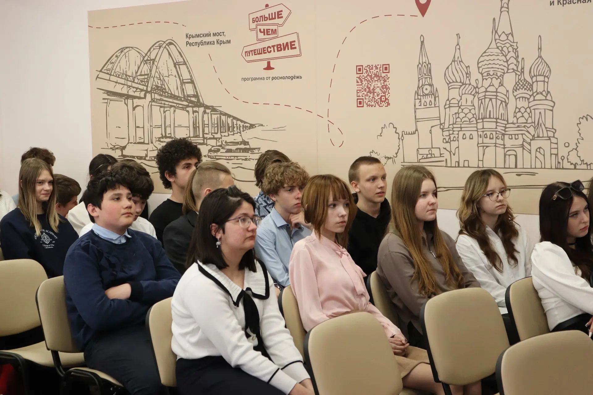 🚗В Барнауле стартовал цикл встреч со школьниками, посвященных дорожной безопасности  Вчера, 7 апреля