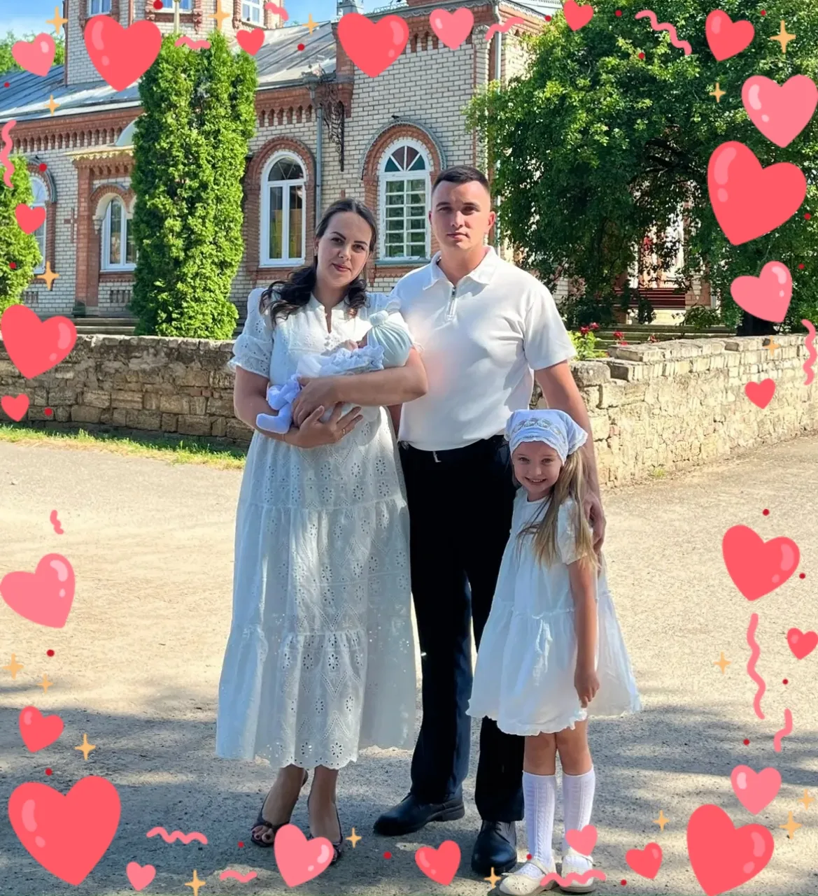 Ещё одна участница фотобатла "Мама, папа, я -крепкая семья" Фадеева Лиза.
