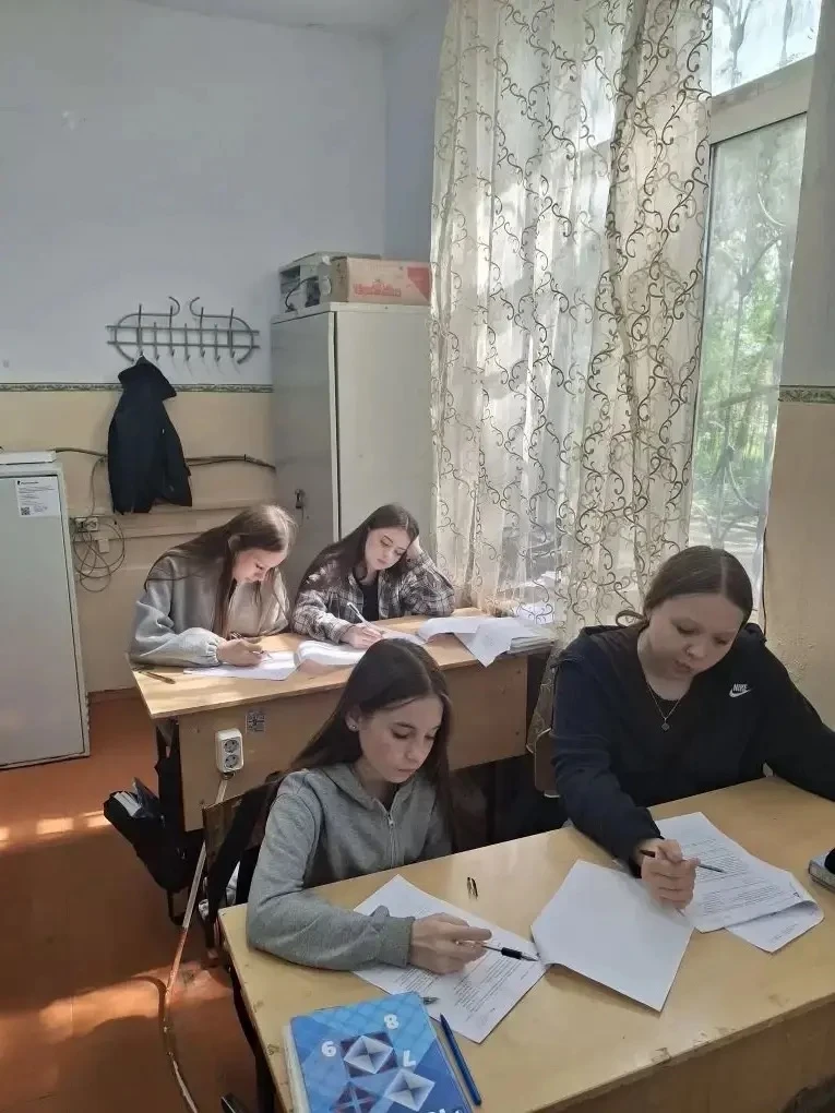 Учащиеся 7 класса на ВПР по истории. 😍Ждём хороших результатов!👌🏻👍🏻