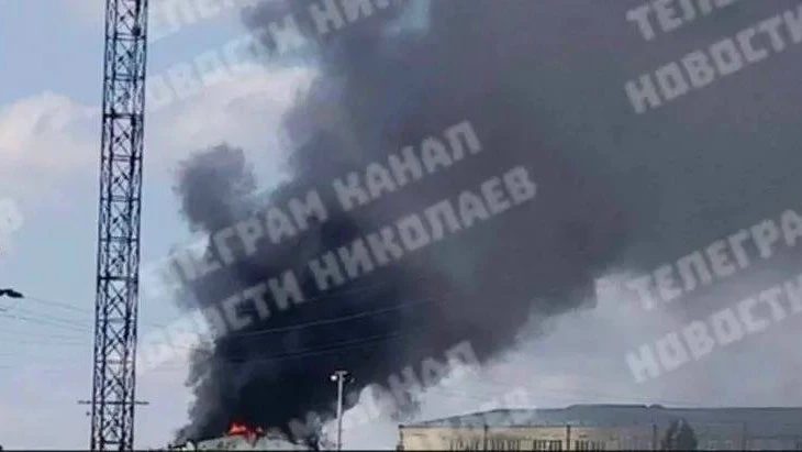 🔥Российские защитники нанесли удар по военному заводу ВСУ