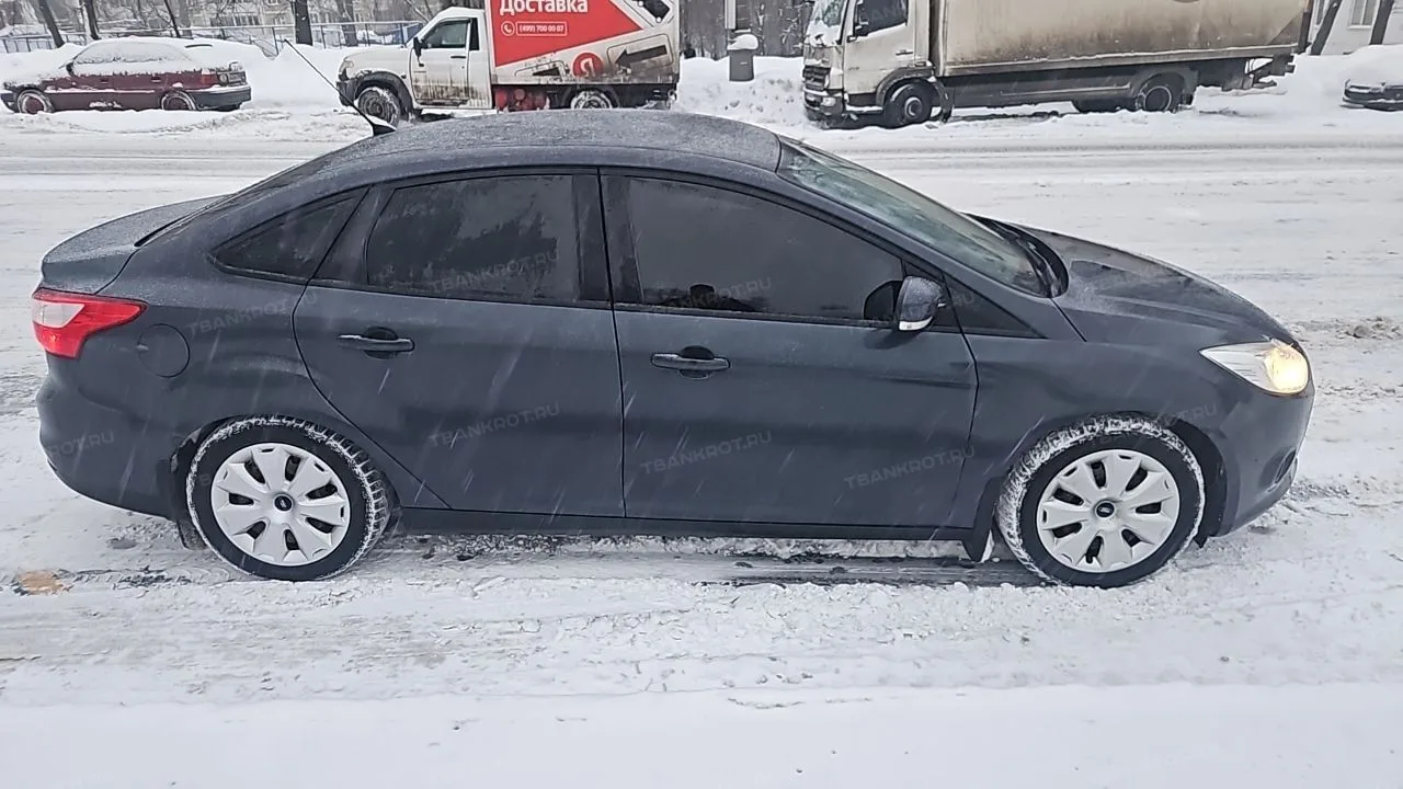 Ford Focus 
2012 г.
 (VIN): X9FMXXEEBMCR74986

График снижения цены.

с 11.06 - 504 000 руб
с 22.06 