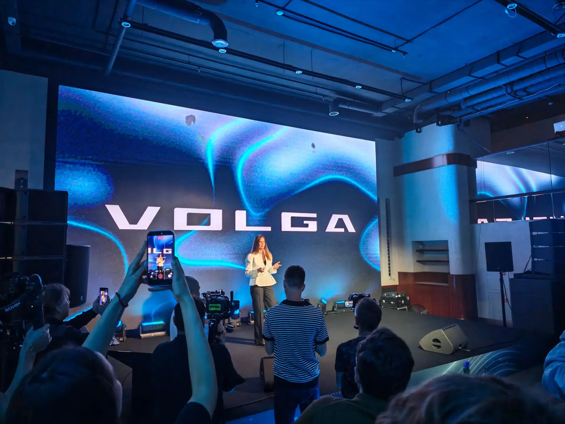 Сегодня в России официально представляют новые автомобили бренда Volga (хотя про них и так уже всё и