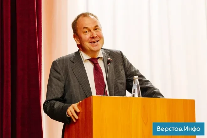 Депутат Госдумы Наумов предложил себя в качестве врио главы Магнитогорска

Парламентарий готов потра