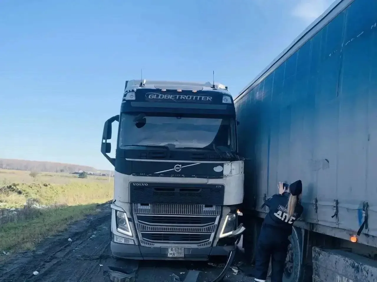 На 35-м километре автодороги Тюмень — Екатеринбург произошла смертельная авария.